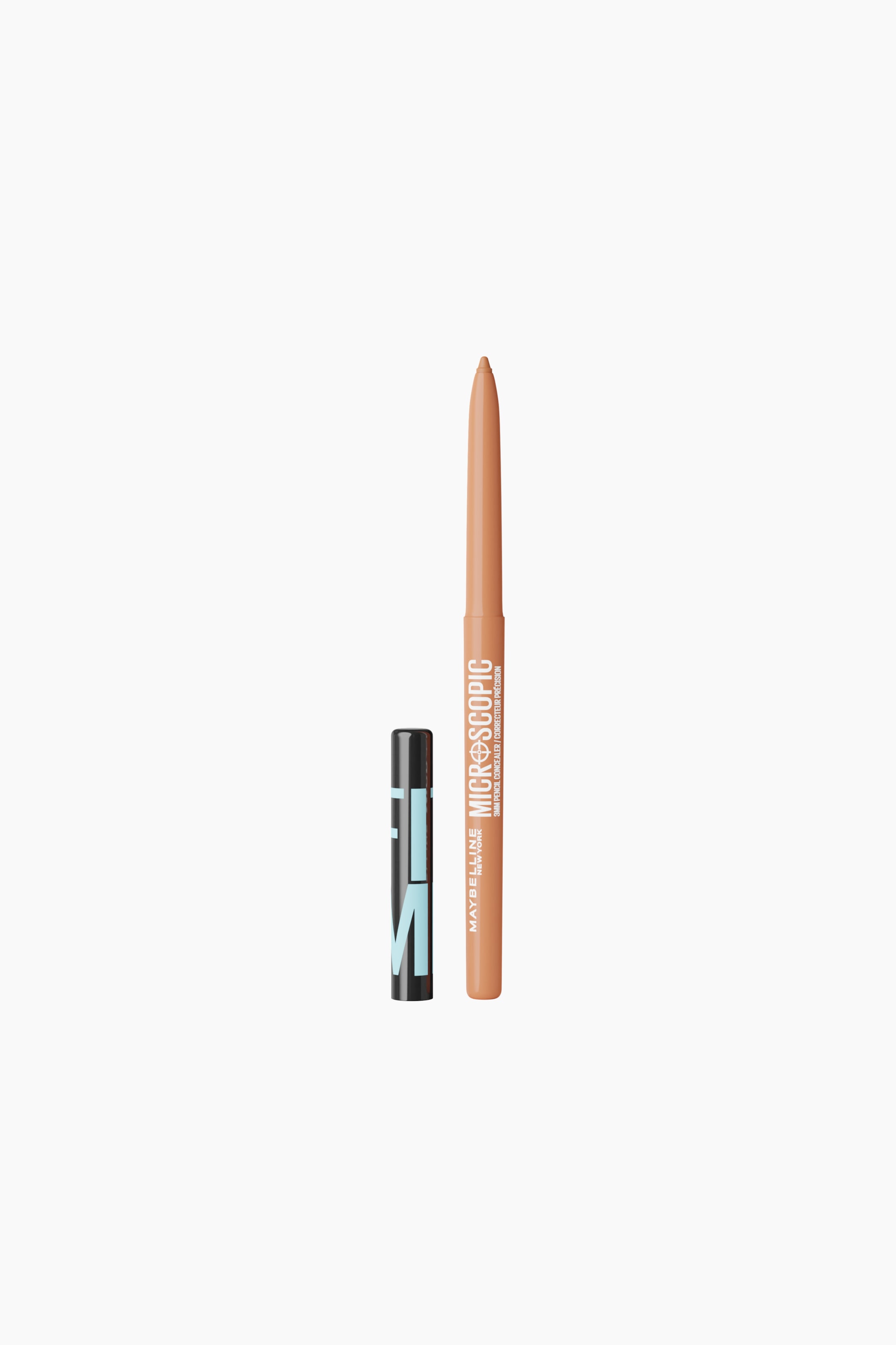 Größeres Bild ansehen: Ein nudefarbener Stift-Concealer steht senkrecht und zeigt eine spitze Spitze sowie einen passenden nudefarbenen Schaft mit weißem, vertikalem Branding. Daneben steht neben dem unteren Teil des Stifts eine abnehmbare schwarze Kappe mit hellblauer Beschriftung aufrecht.