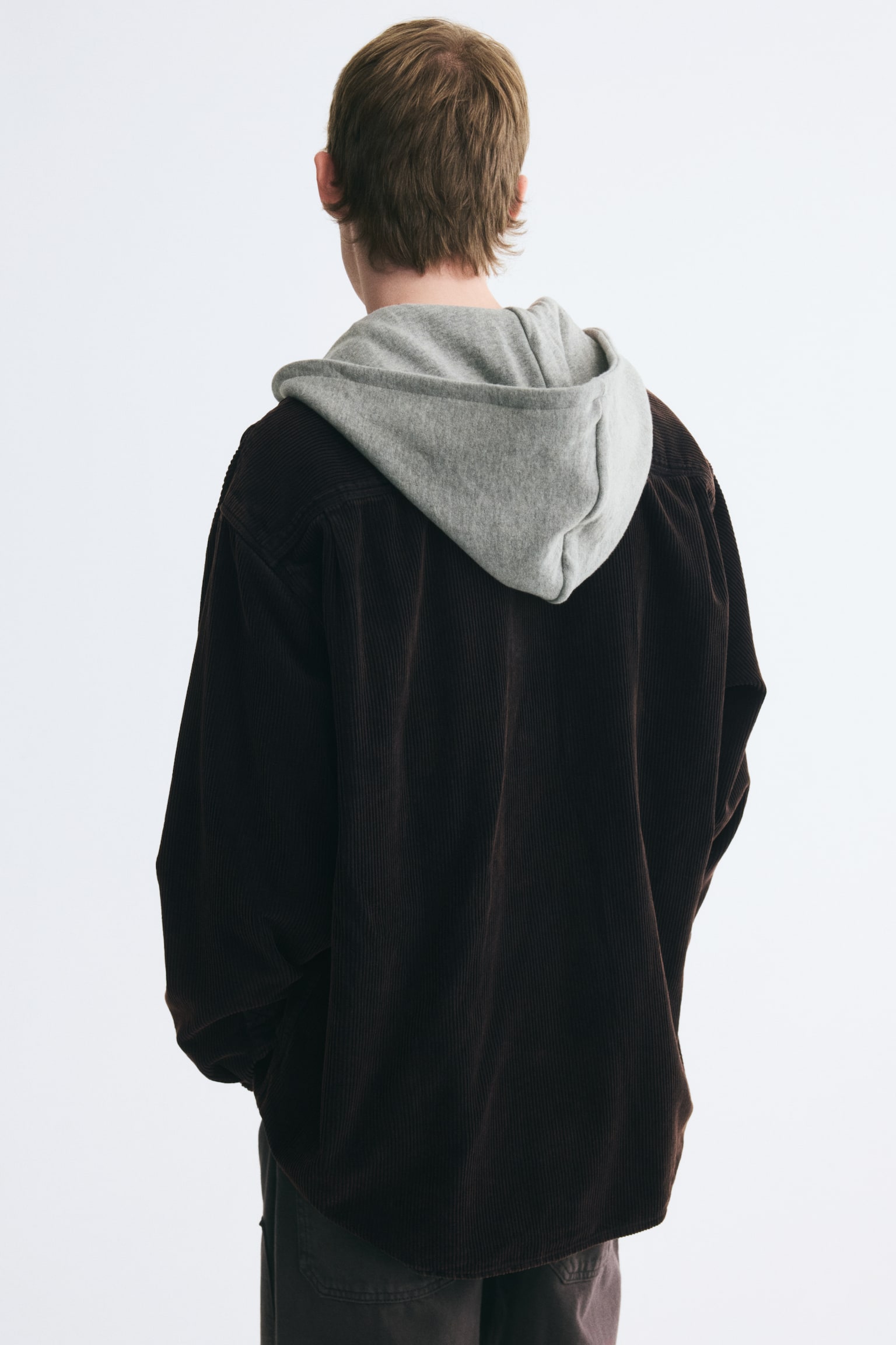 Мужская рубашка H&M Corduroy Overshirt, цвет: Угольный серый — фото 5
