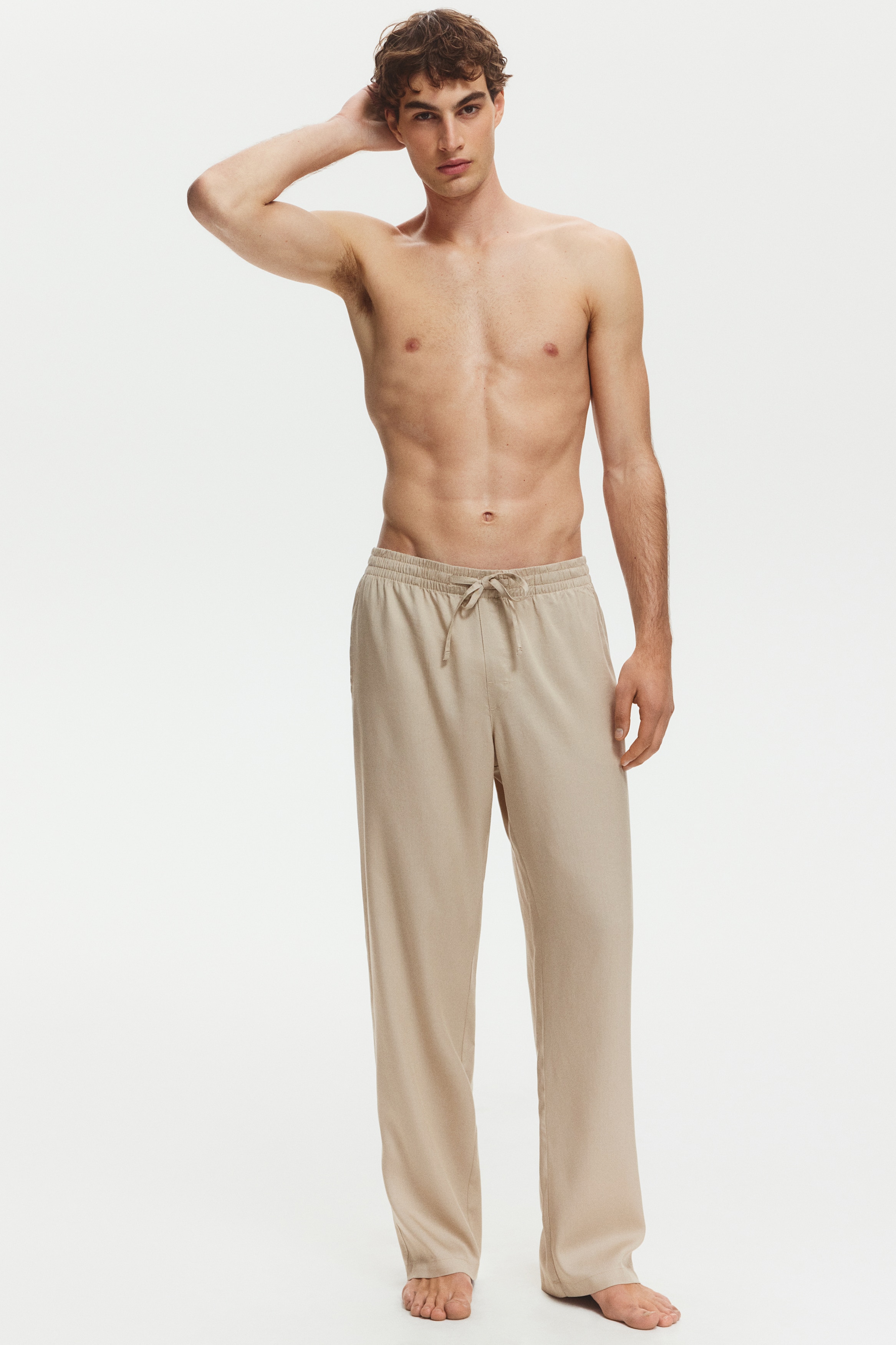 Bukser i lyocell Relaxed FitModel