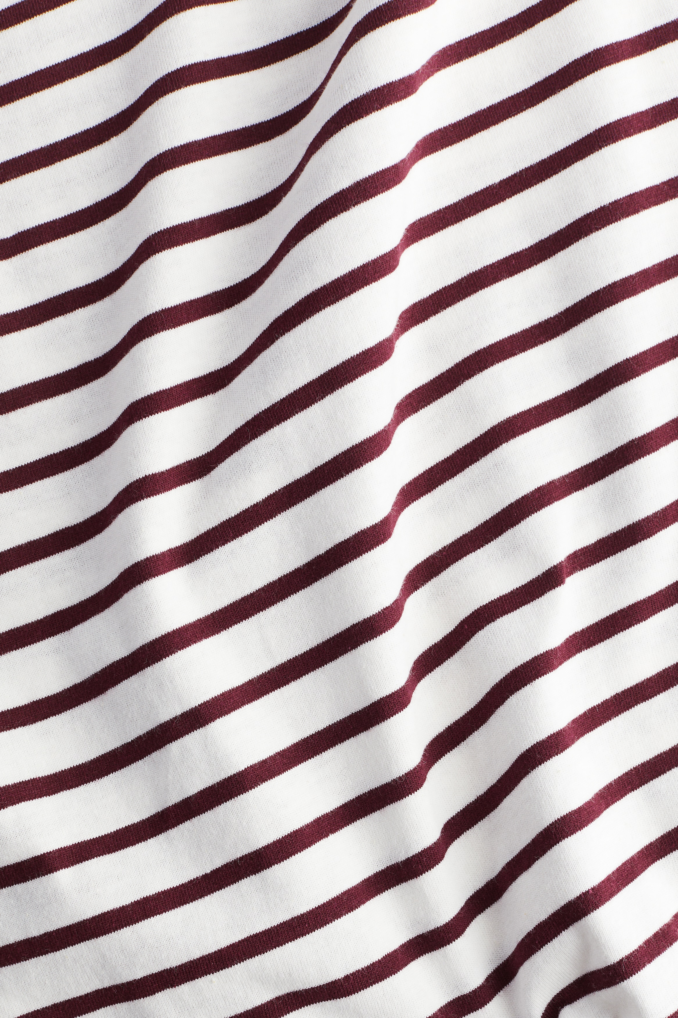 Long-sleeved cotton top