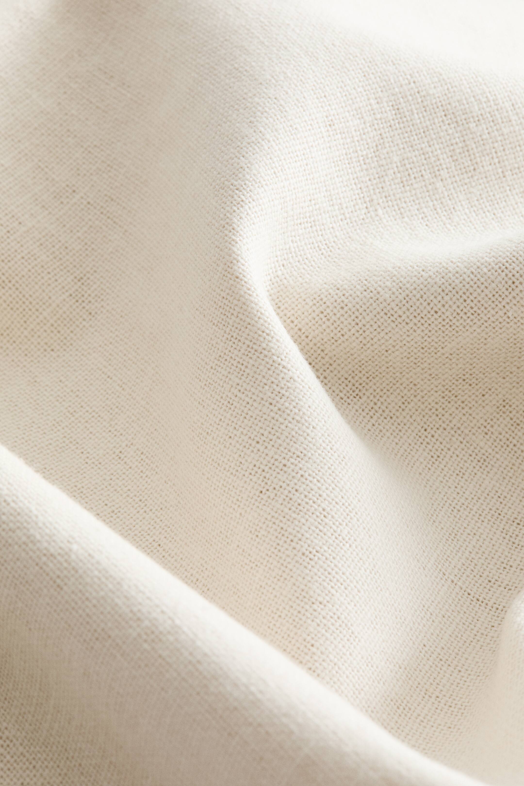 拡大画像を表示: リネンブレンドクッションカバー - Light beige - Home All | H&M JP 3