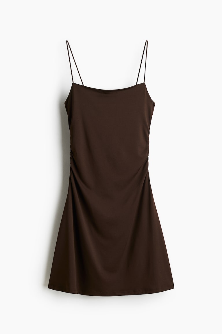 h&m brown slip dress Brown is having a moment, and I'm here for it. . . . Jacket: @hm (old) Slip Dress: @zara (old) Pants: @zara (old) #amfashion #QuietLuxuryStyle #BrownTones #TonalDressing #ElevatedBasics