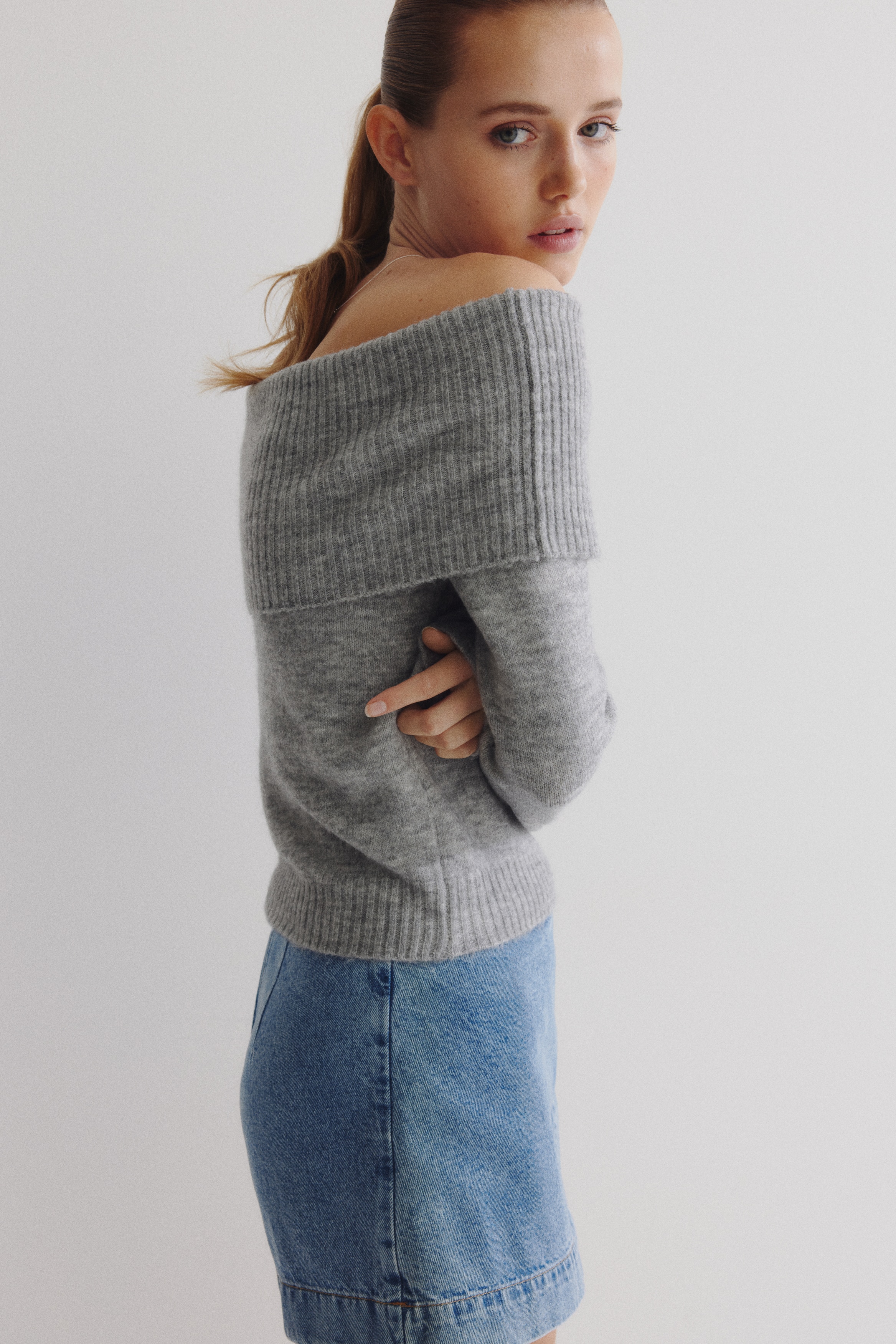 paloma wool グレー オフショルダー セーター org.jpg
