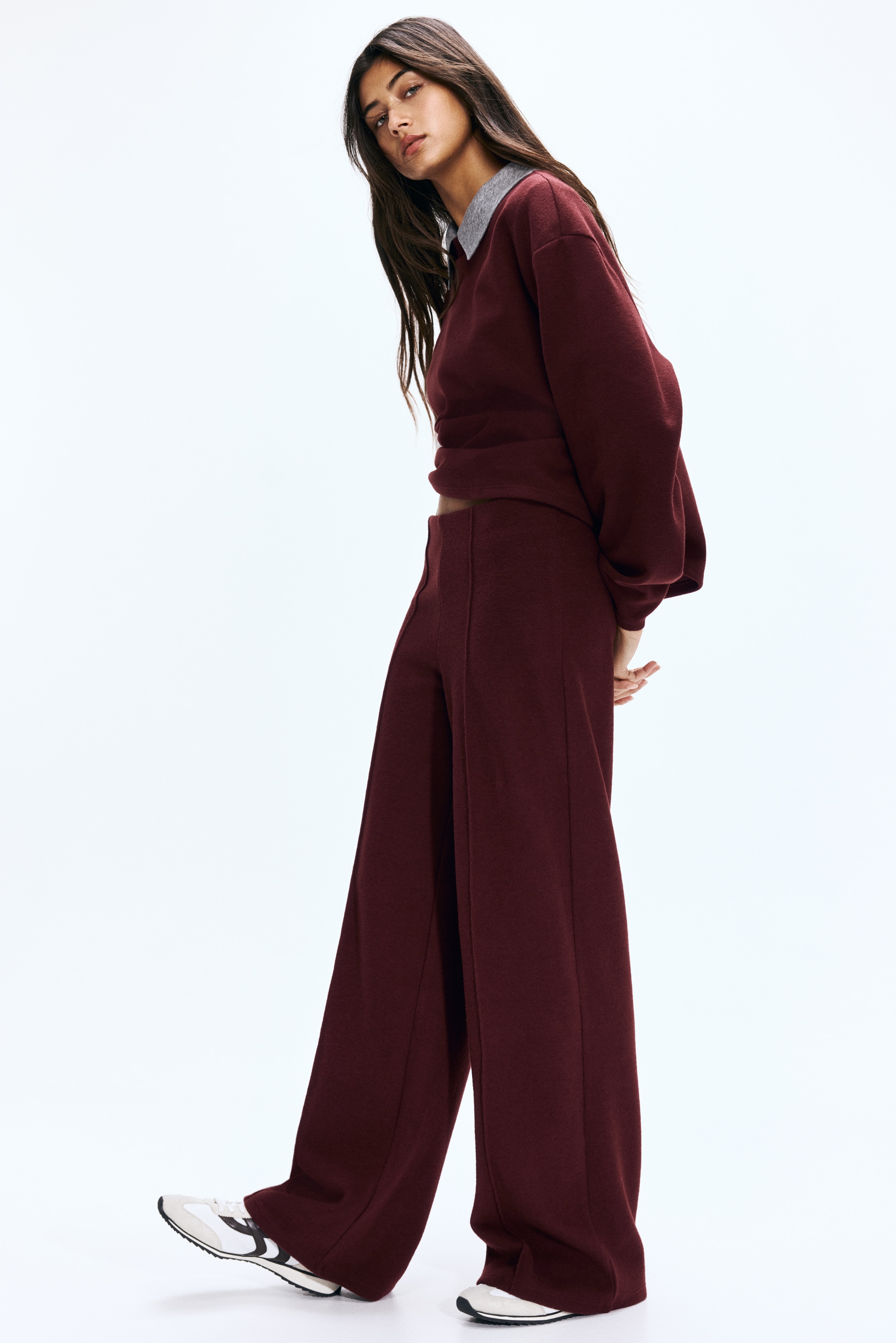 Crease-leg trousers