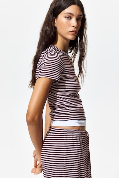 リブTシャツ