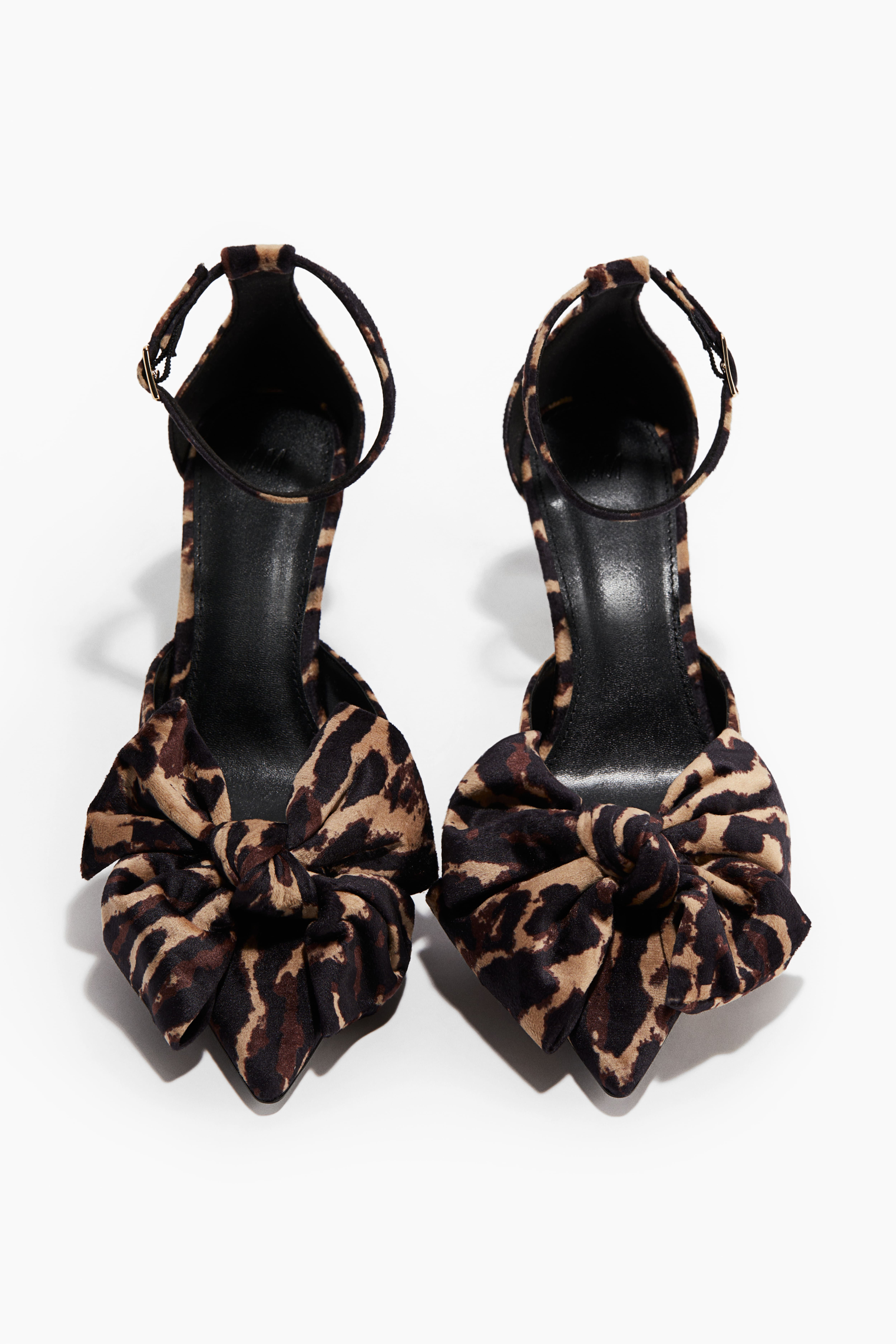 Bow-Detail Velour Pumps