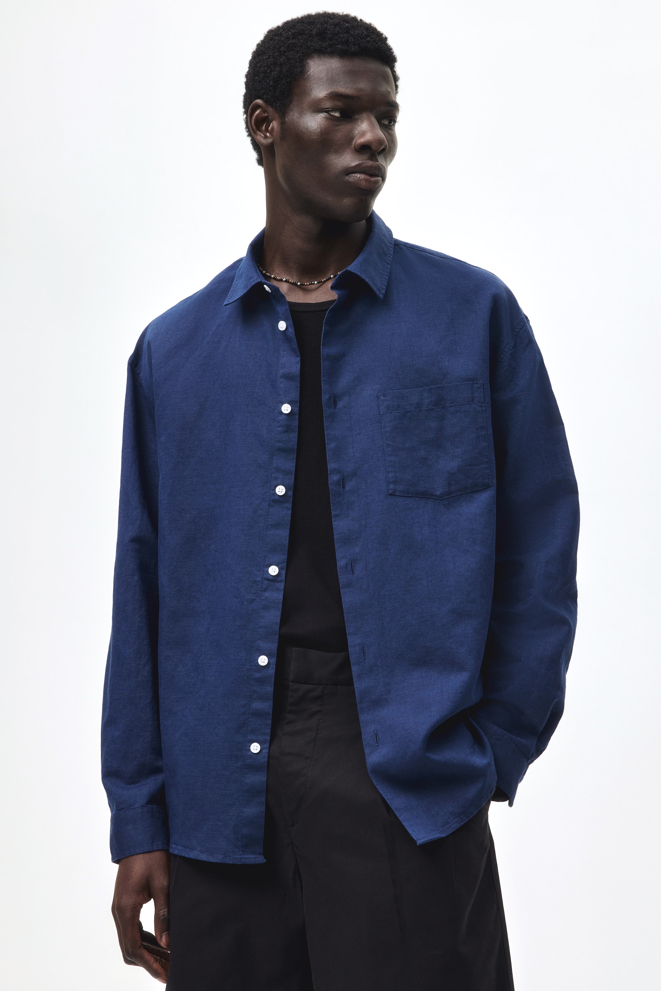 View larger image: Relaxed Fit Linen-blend shirt - Dark blue - Men | H&M 1