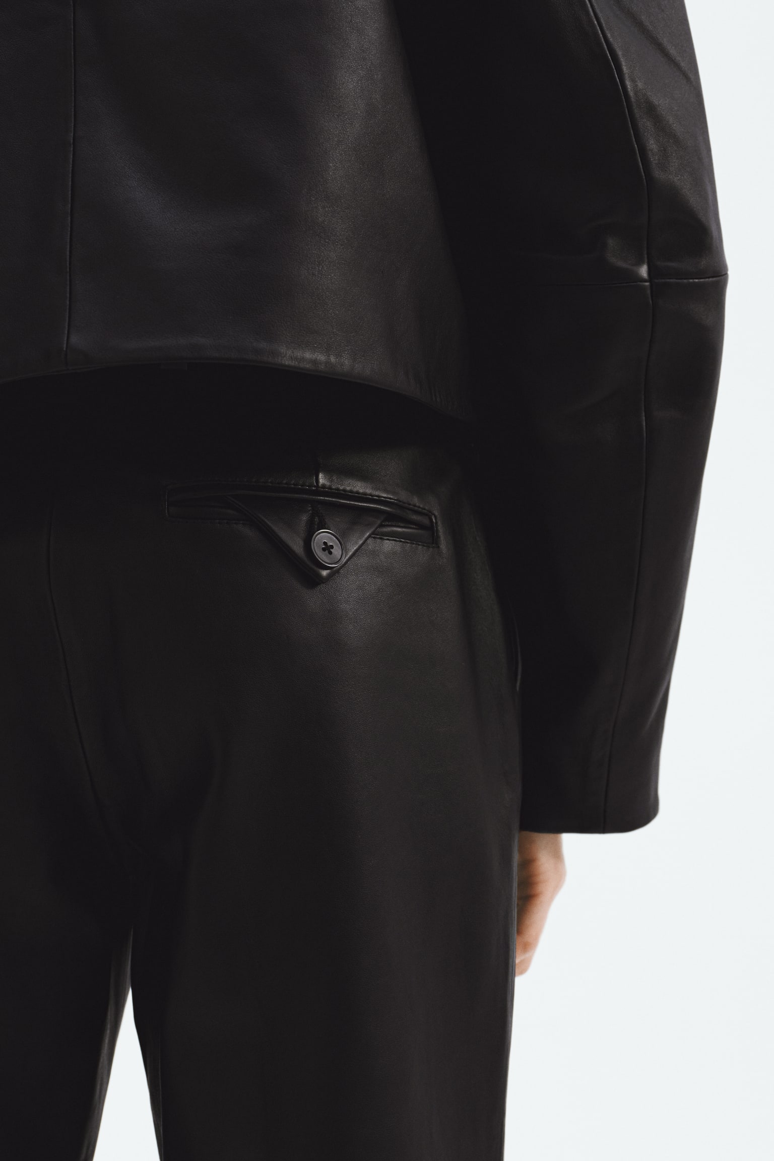 Leather trousers - Black - 3