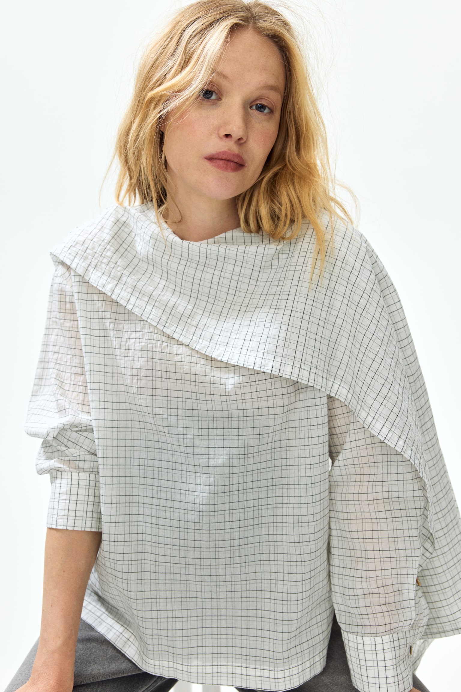 MAMA Cape-detail seersucker blouse - White/Checked - 1