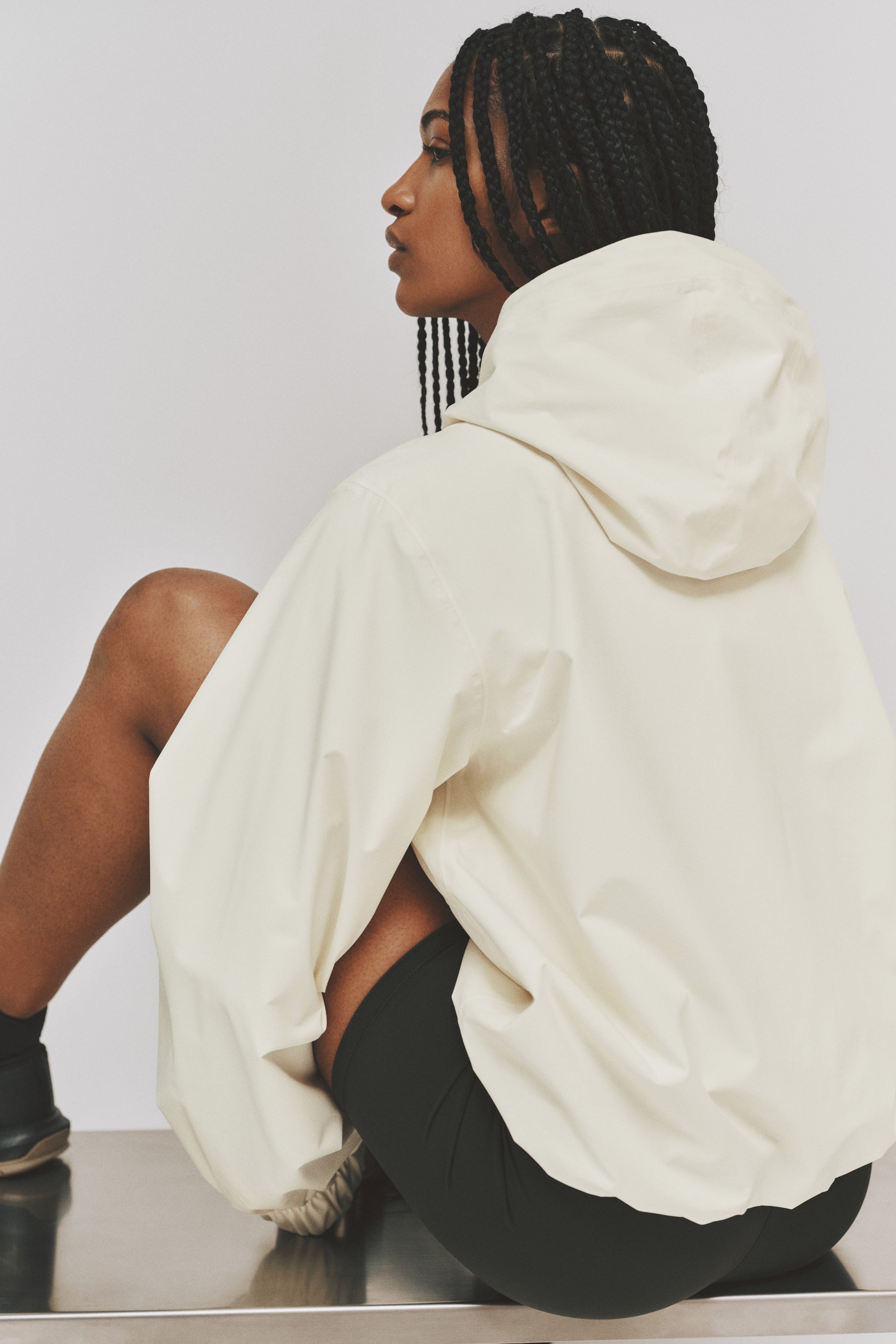 Женские куртки H&M Sports Rain Jacket — фото 5