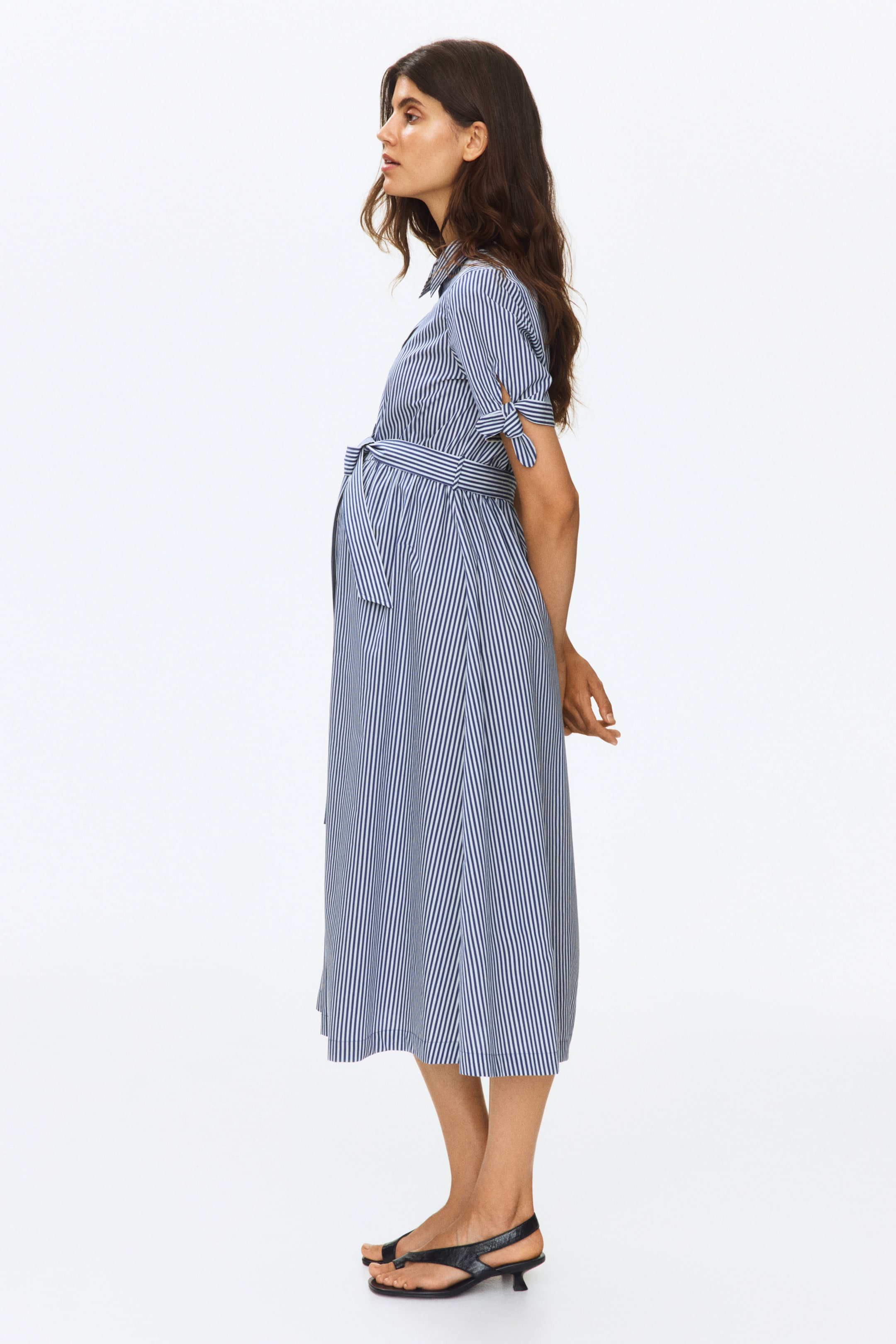 Robe chemise MAMA à manches courtes