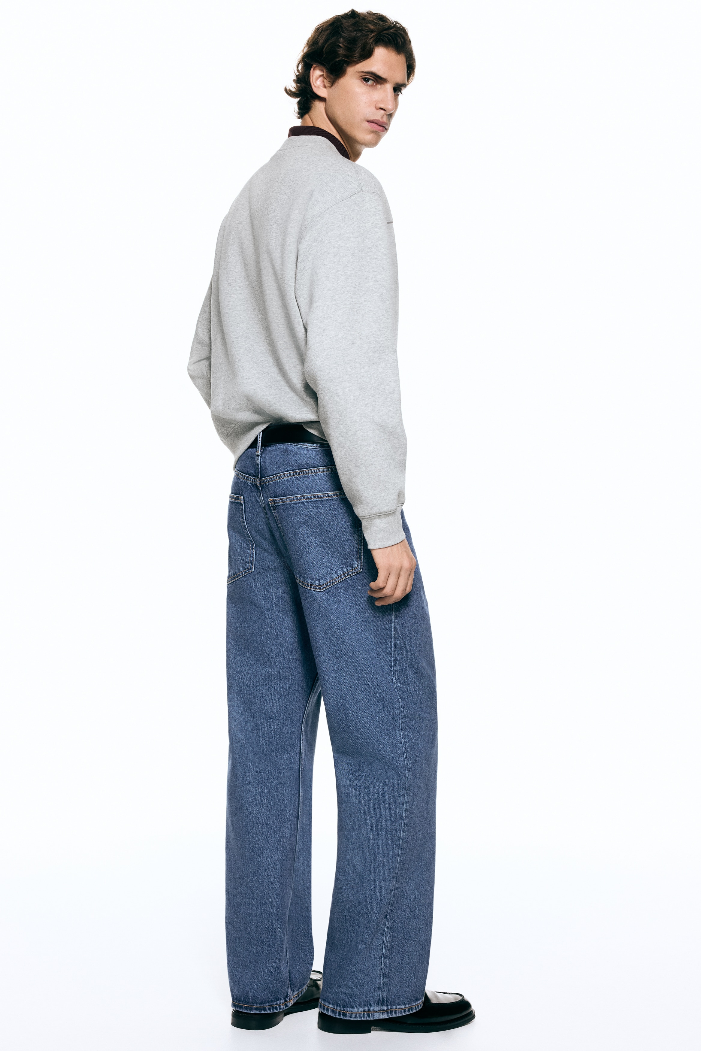 Loose Fit Sweatshirt
