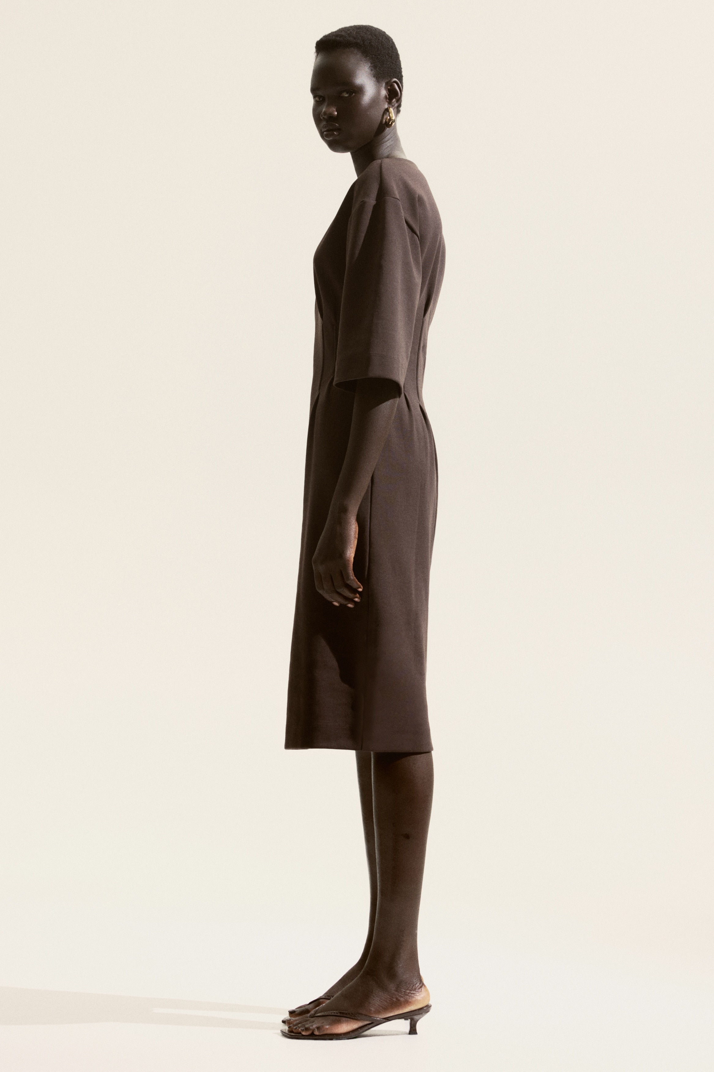 Women's Dark brown Defined-Waist T-Shirt Dress | H&M US