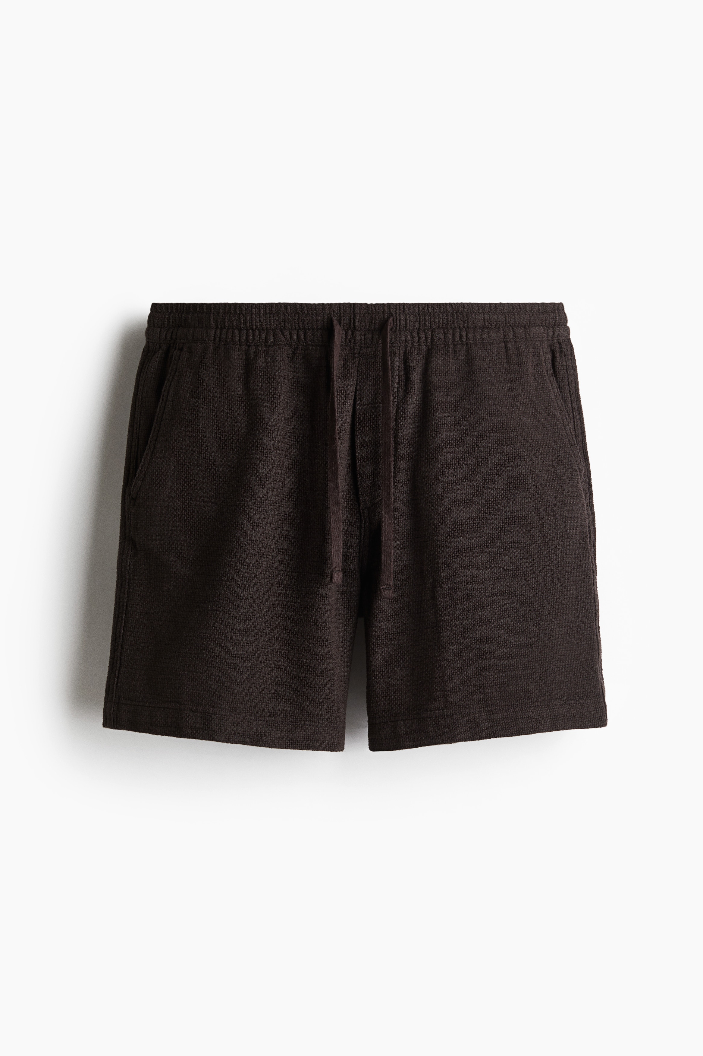 Calções em tecido Regular Fit - Castanho escuro/Amarelo/Riscas/Azul escuro