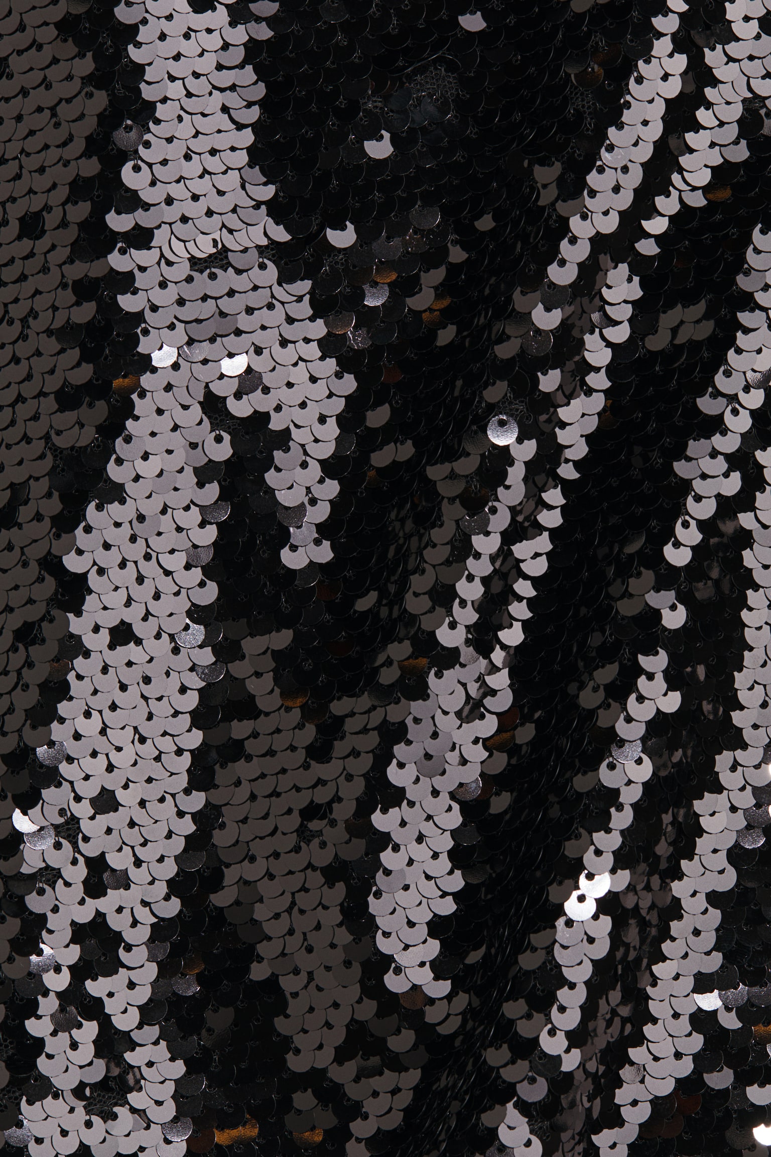 Flitteres midiszoknya - Fekete/Sötétbarna - 3