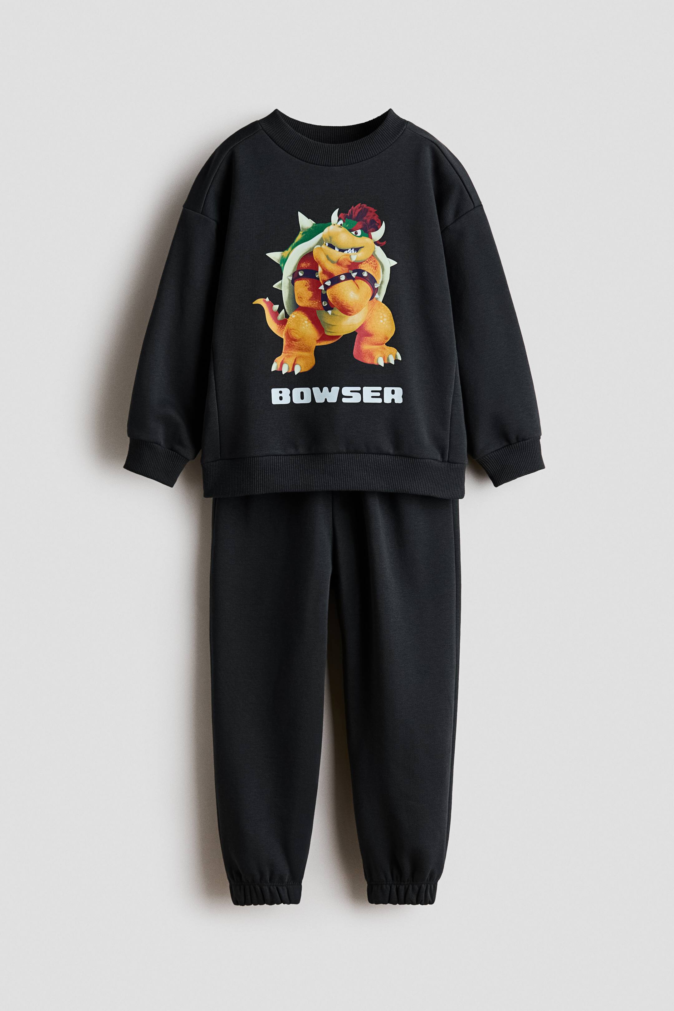 View larger image: 2-piece printed sweatshirt set - Black/Super Mario - Kids | H&M 1