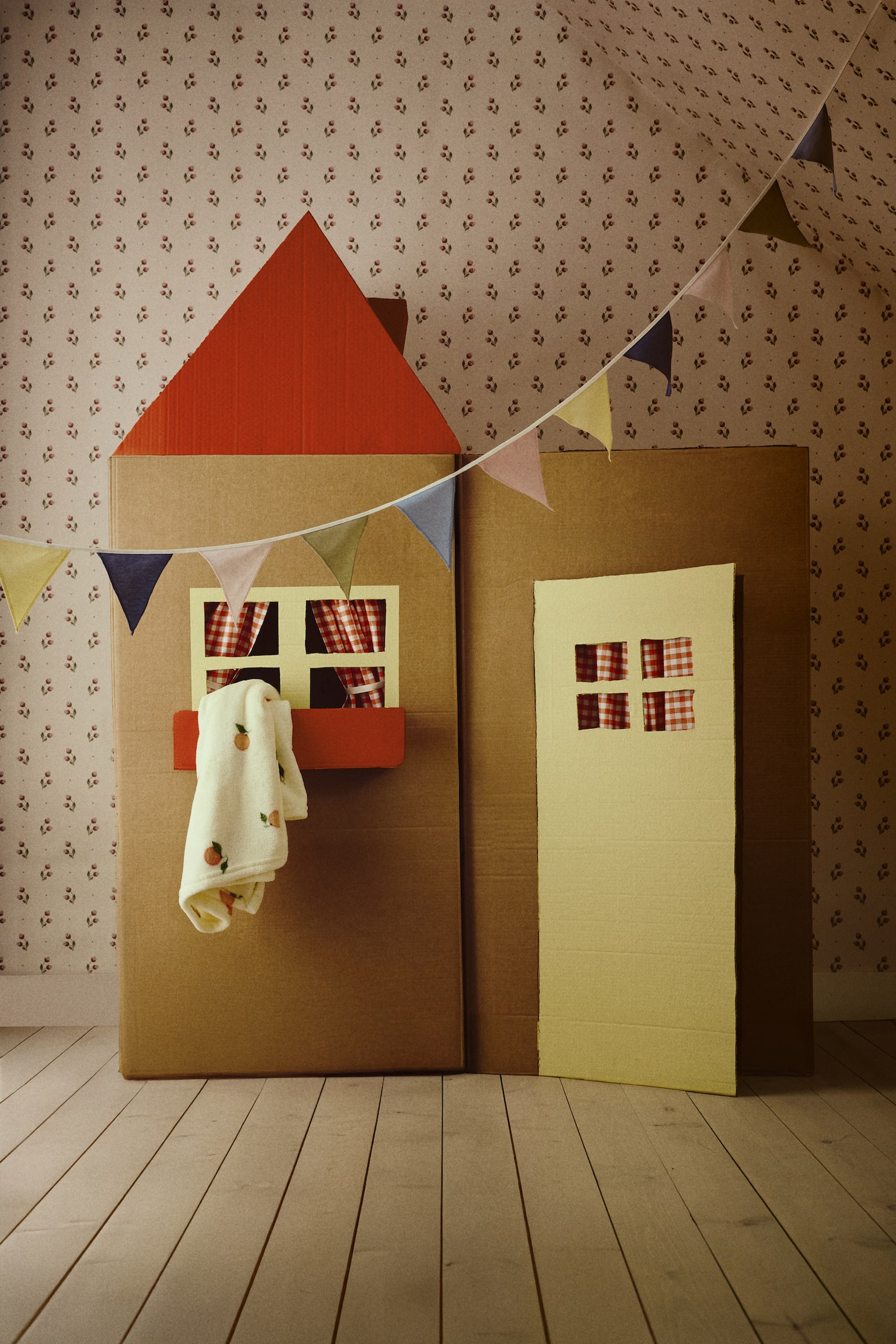 Pennant bunting - Pink/Yellow/Blue/Green - 2