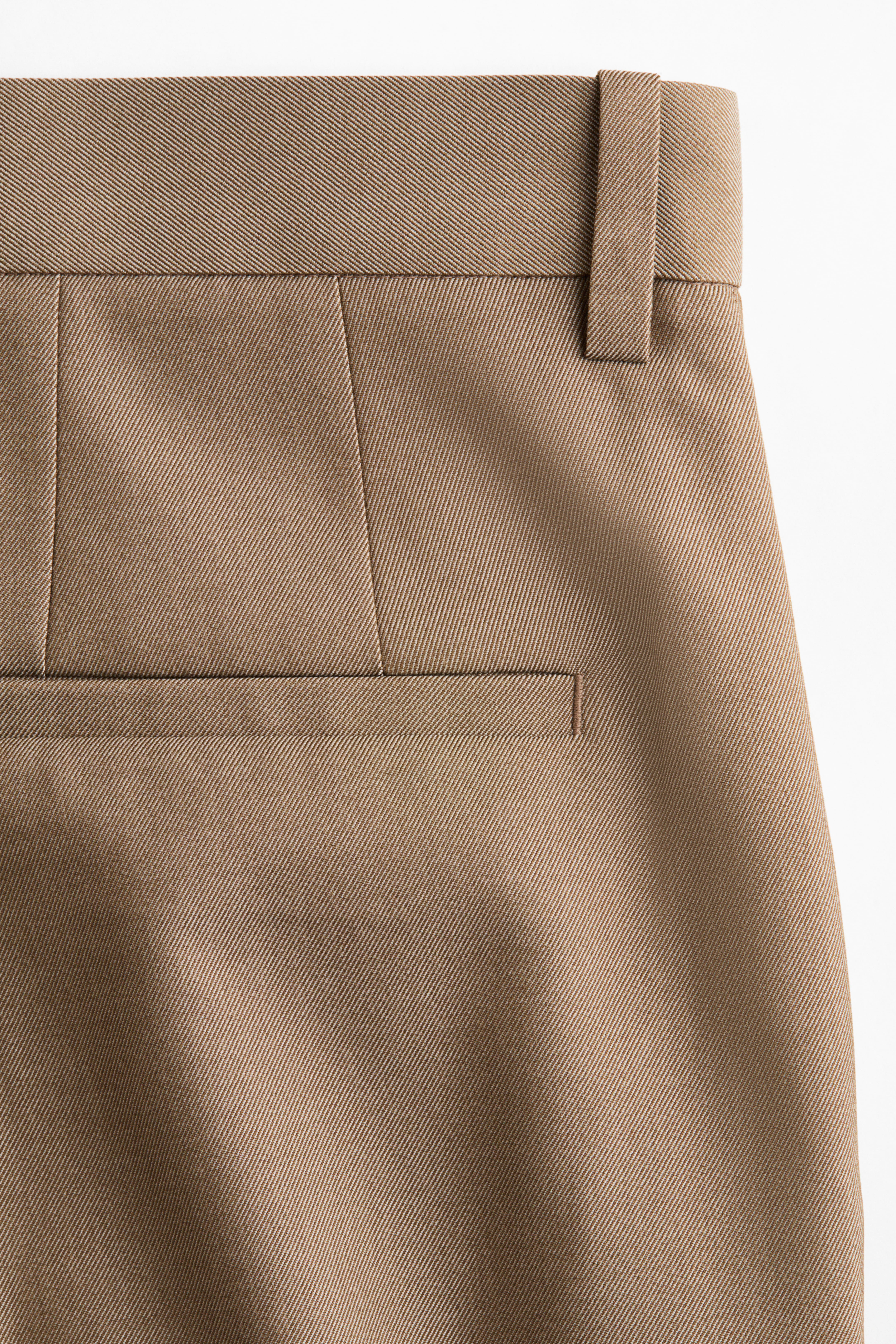 Loose-Fit Tailored Pants