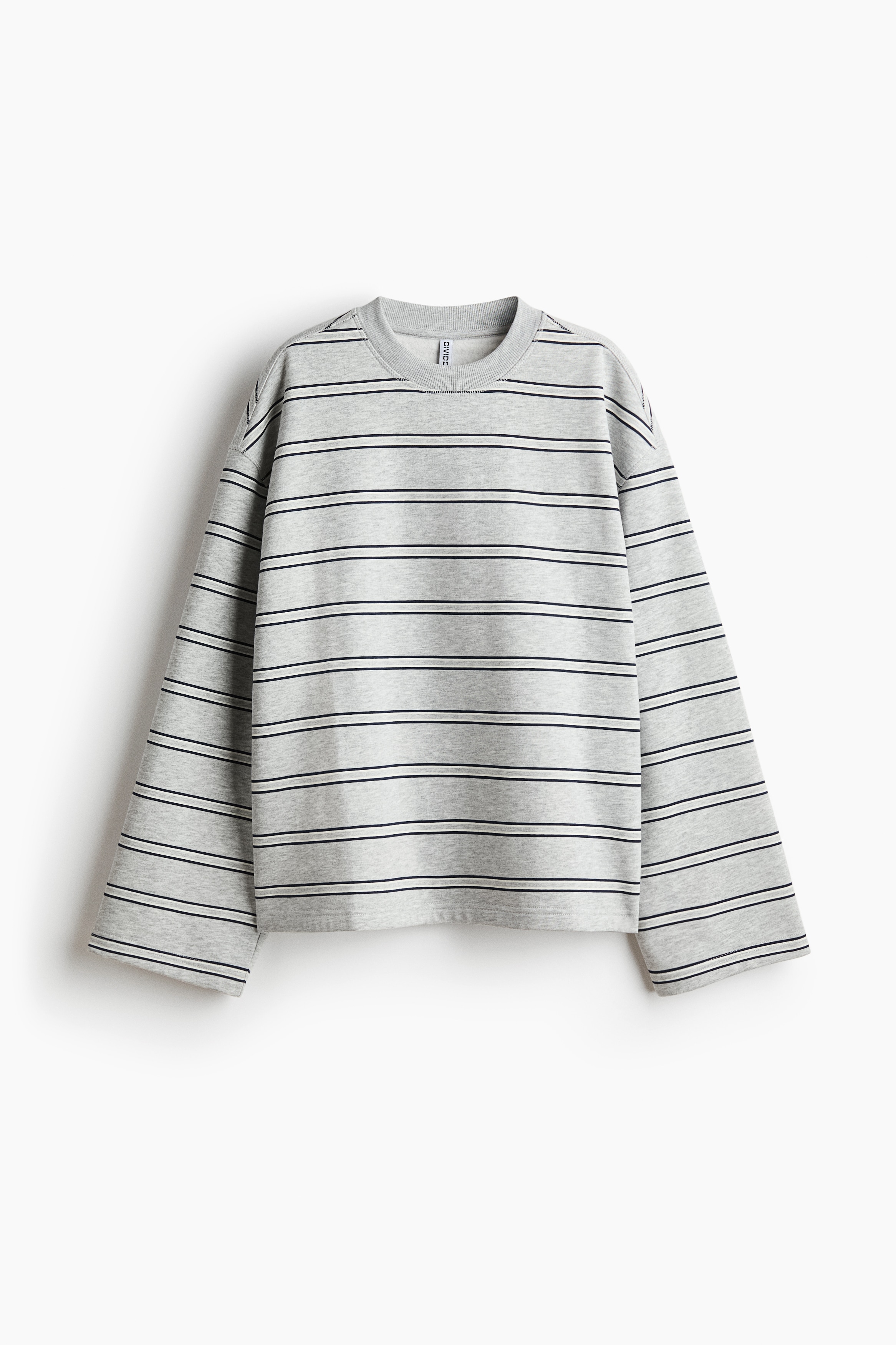 Oversize SweatshirtModel
