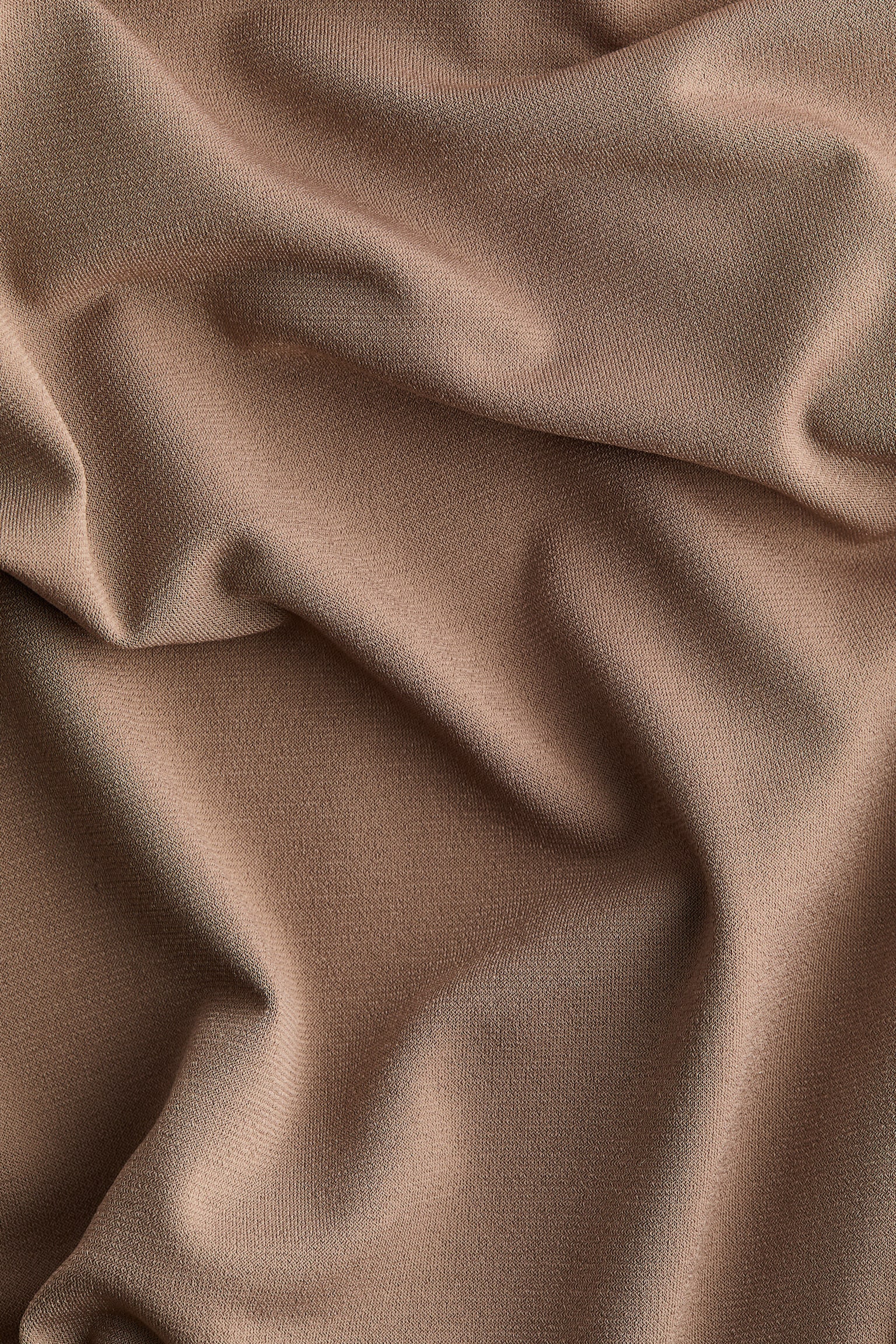 Top med turtleneck og et enkelt ærme - Beige/Sort - 2