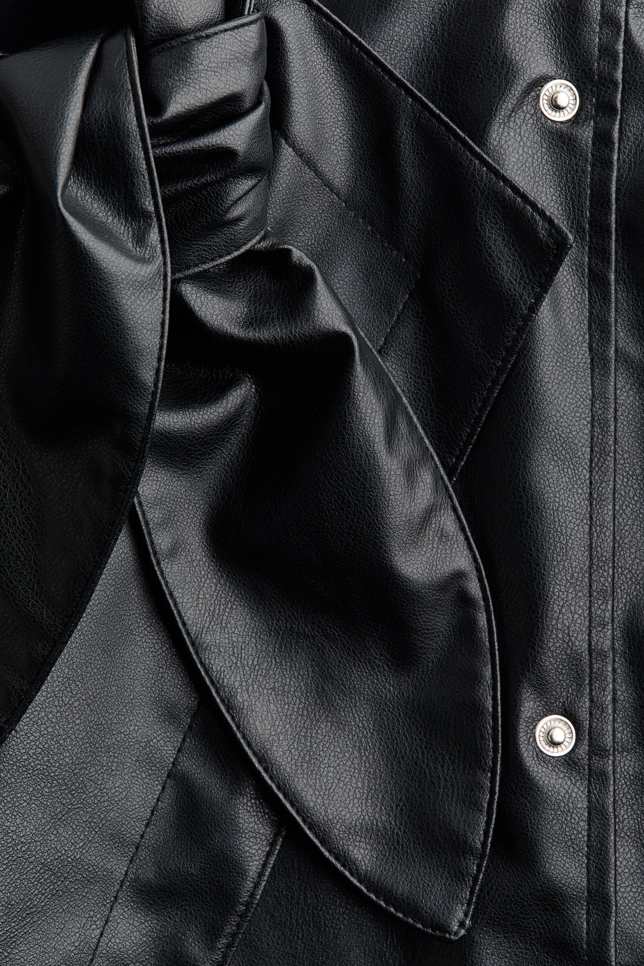 Женские куртки H&M Coated Jacket with Scarf Collar — фото 7
