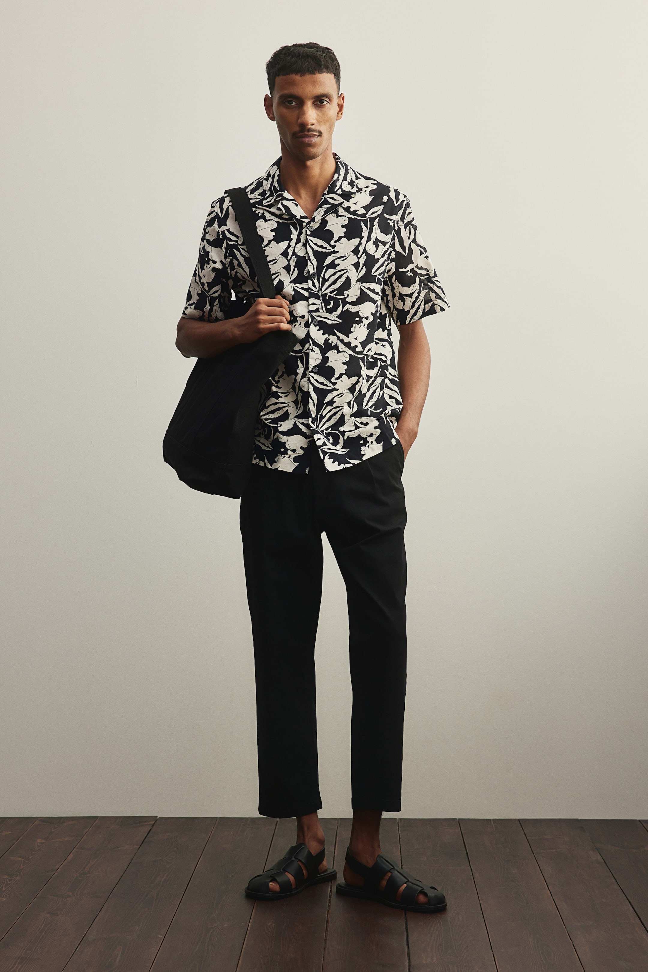 Regular Fit Patterned Resort Shirt