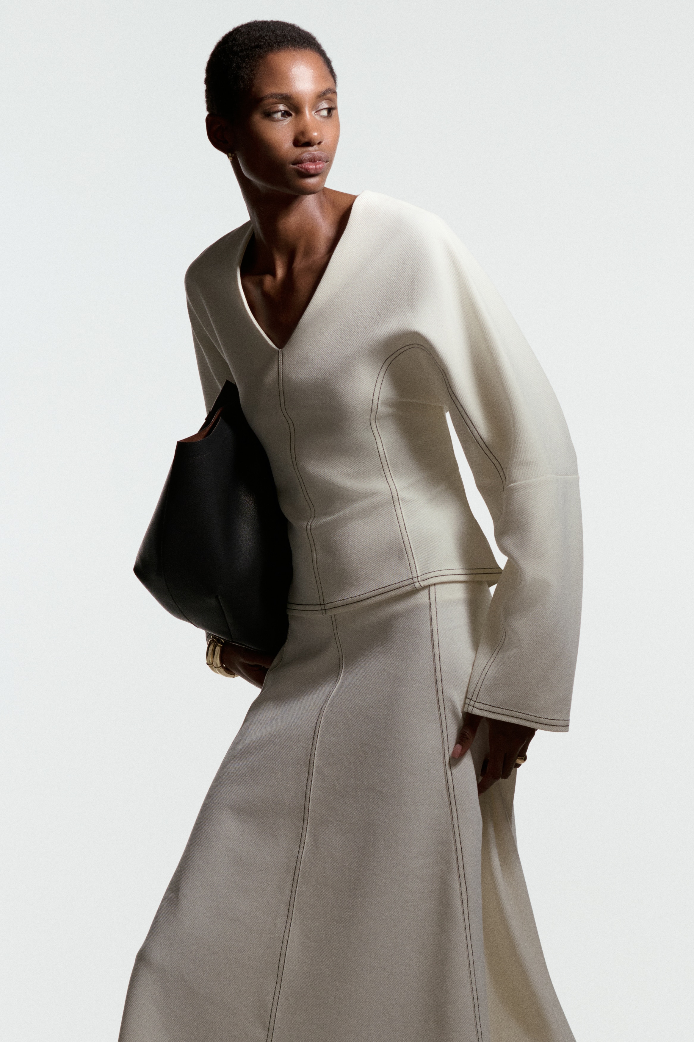 H & M - Vネックトップス - ホワイト