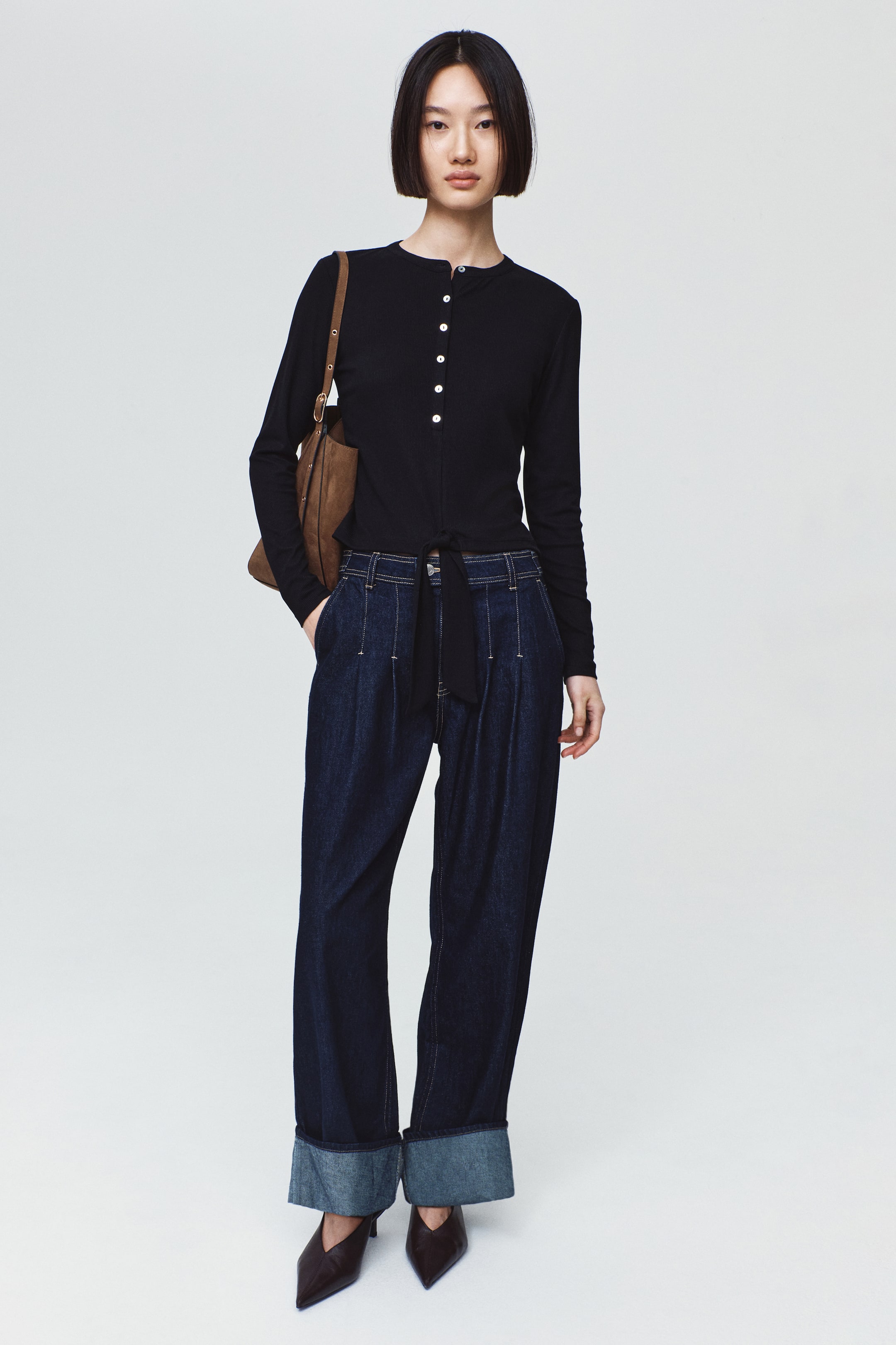 拡大画像を表示: タイディテール リブニットトップス - ブラック - レディース | H&M JP 1