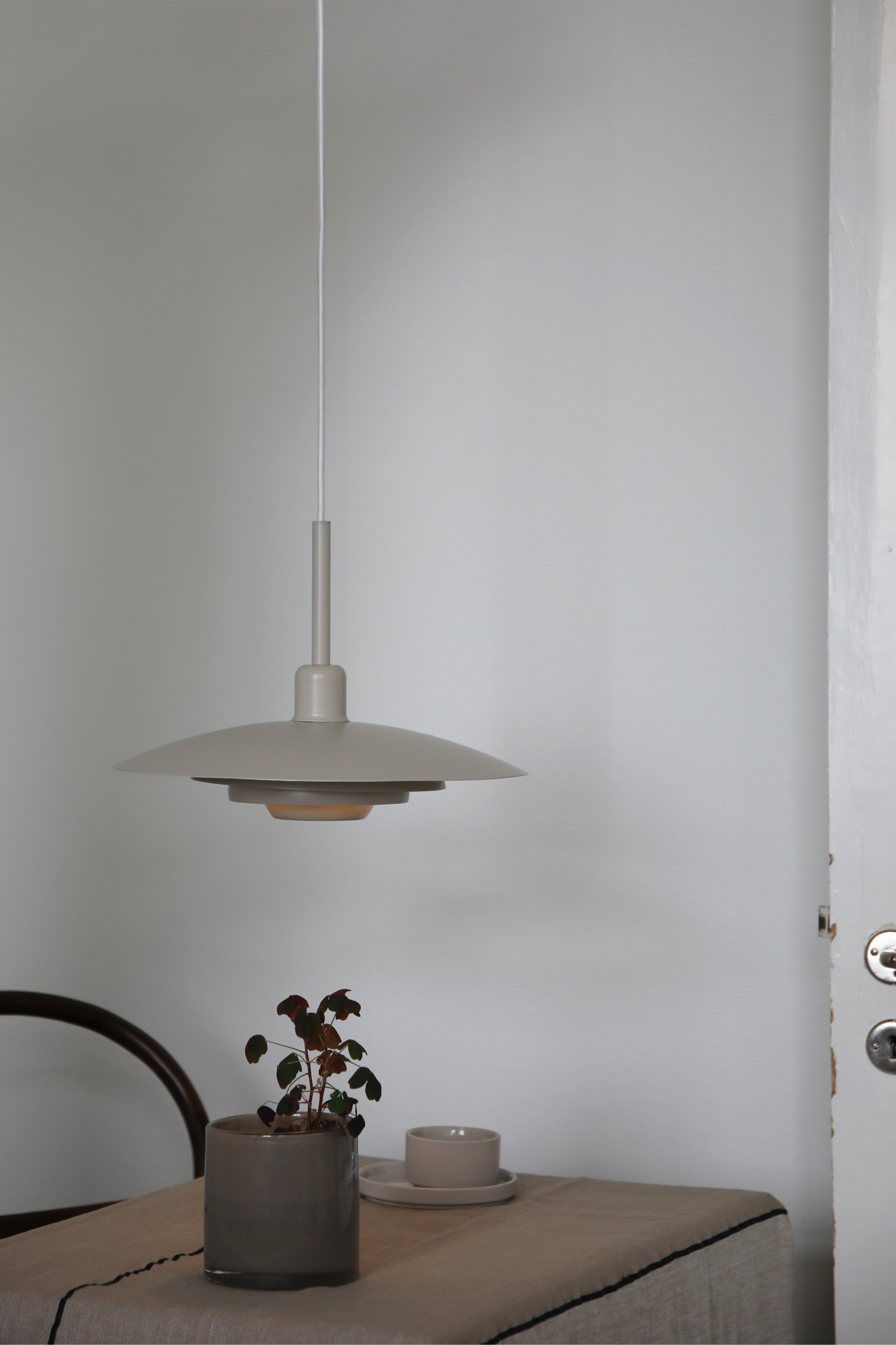 Piny Taklampa - Beige/Vit