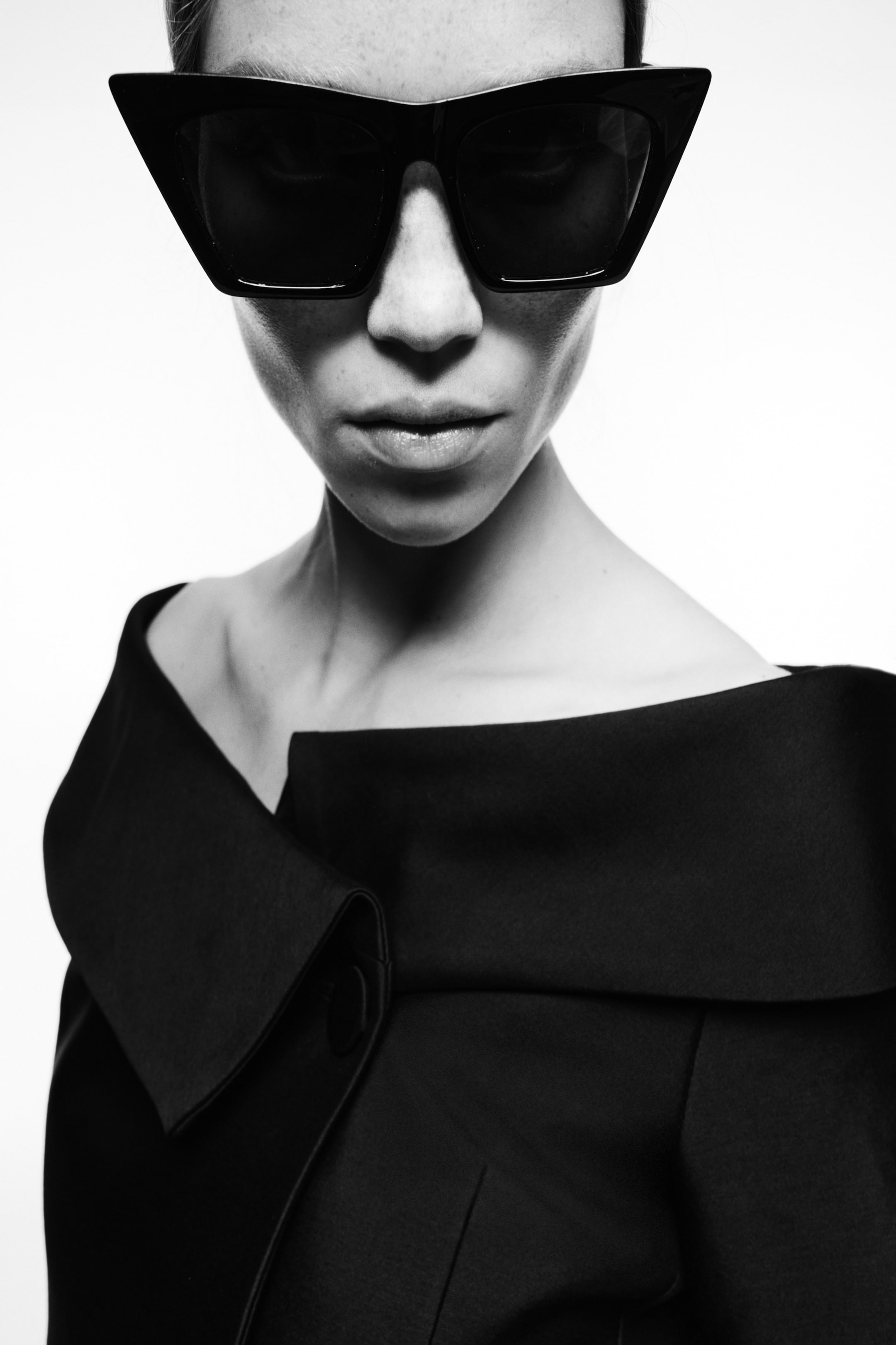 View larger image: Double-breasted blazer dress - Black - Ladies | H&M GB 3