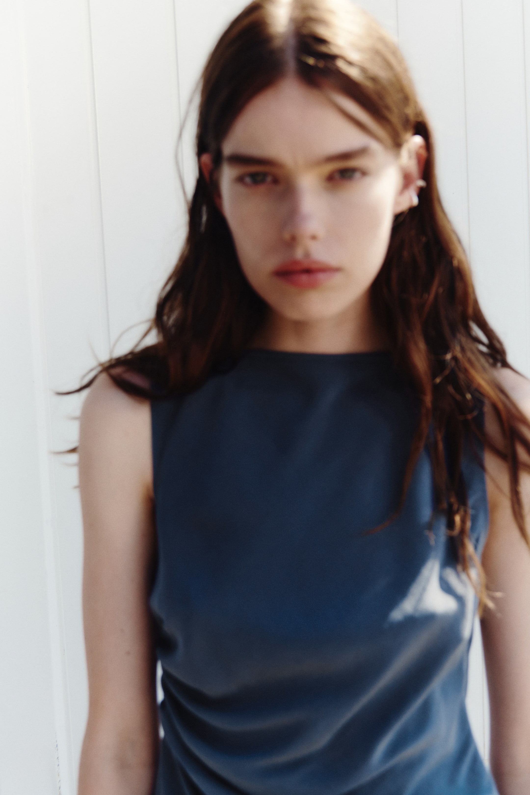 Robe découpée à effet drapé