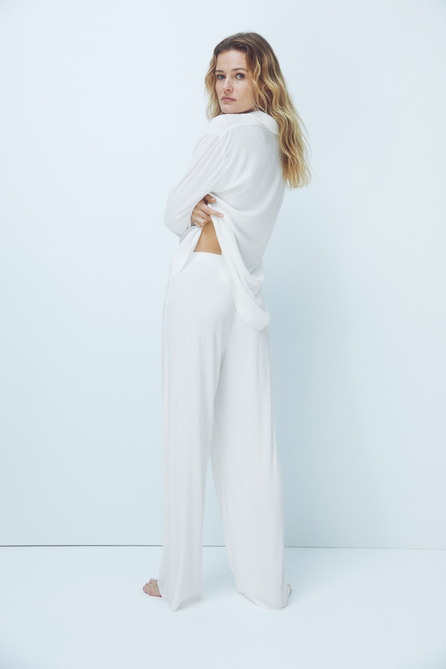 Crinkled trousers - White/Black/Navy blue - 4