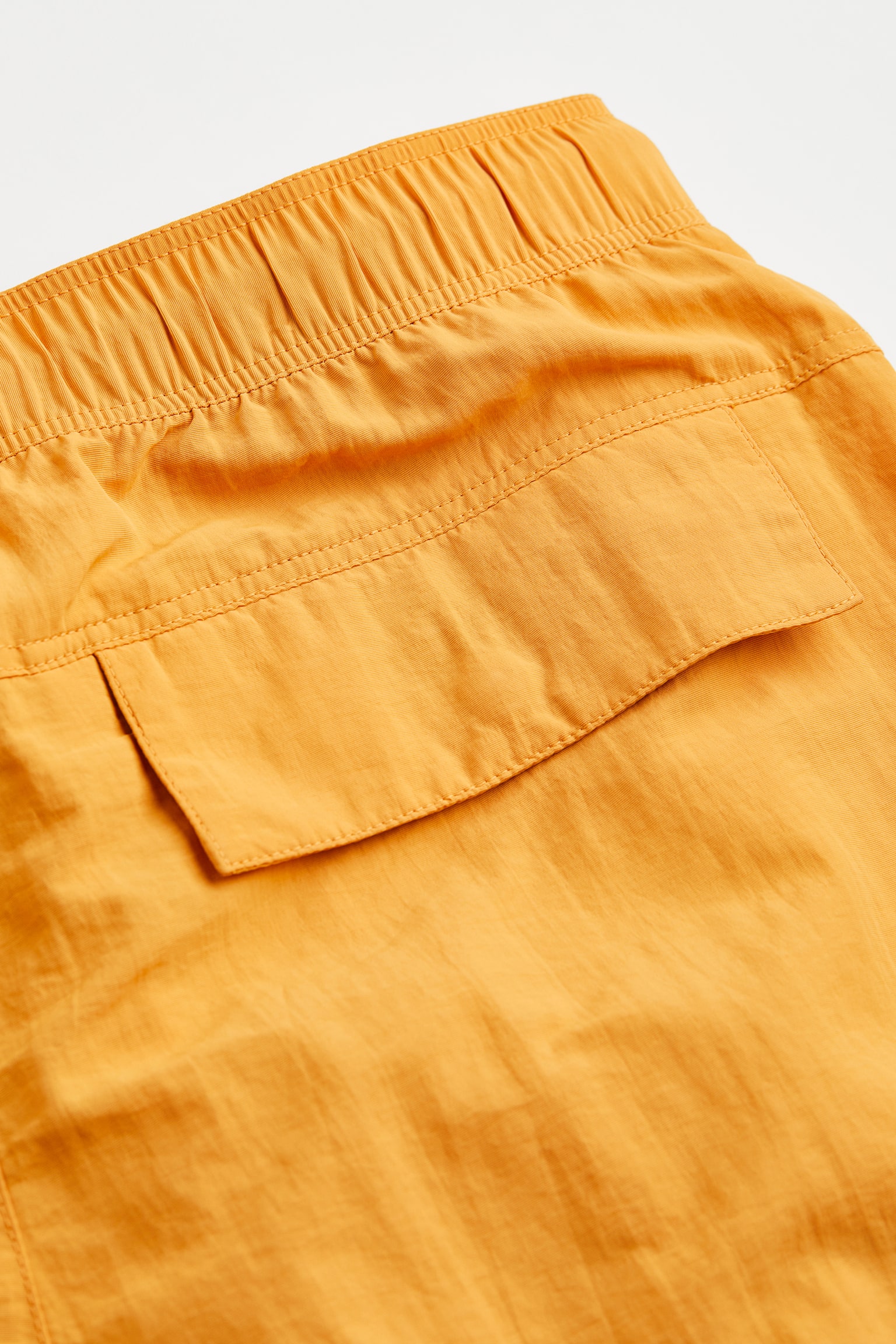 Relaxed Fit Nylon Shorts - Yellow/Blue/Red/Black/Dark blue - 2