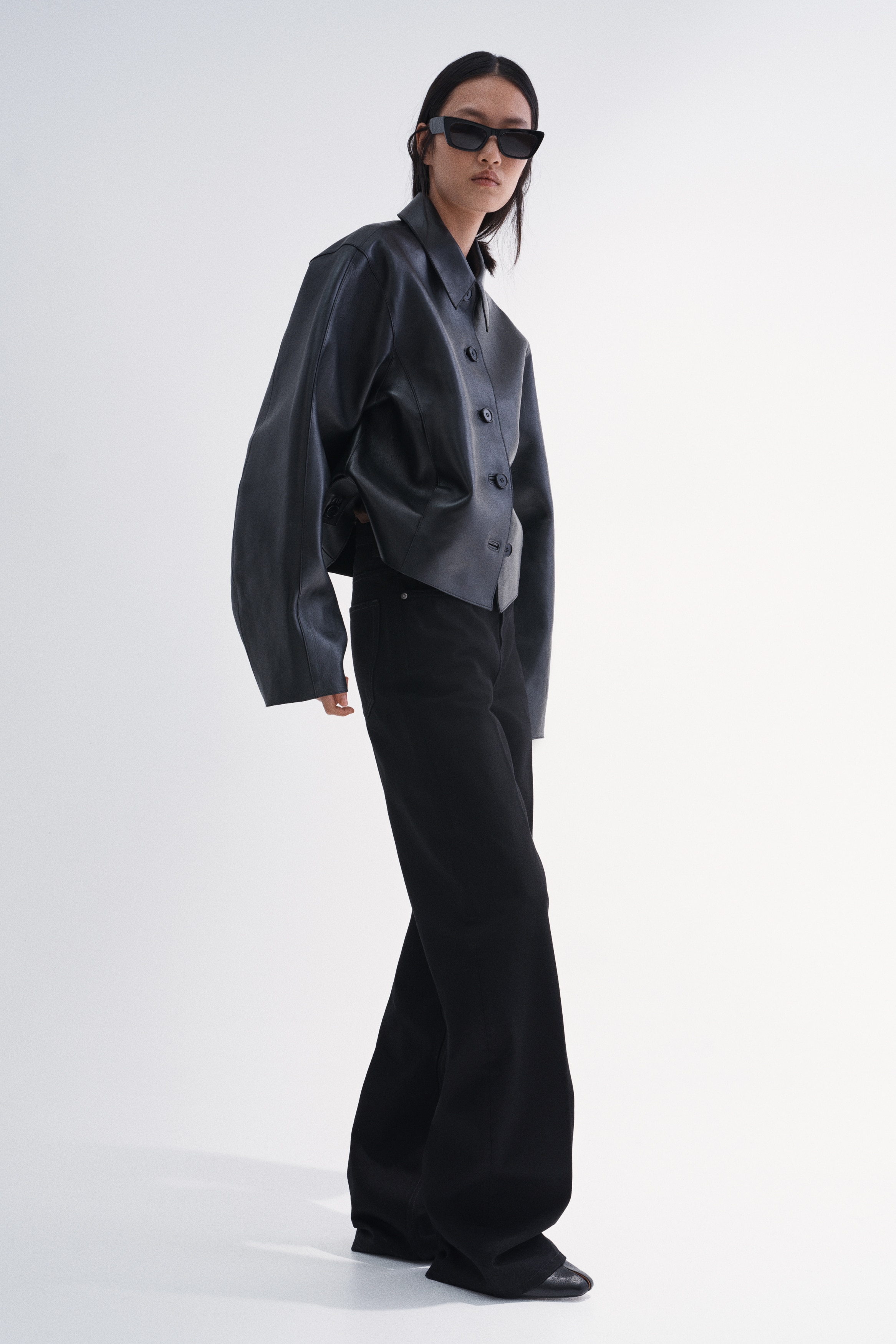 Jeans ampi con piega sulle gambeModal