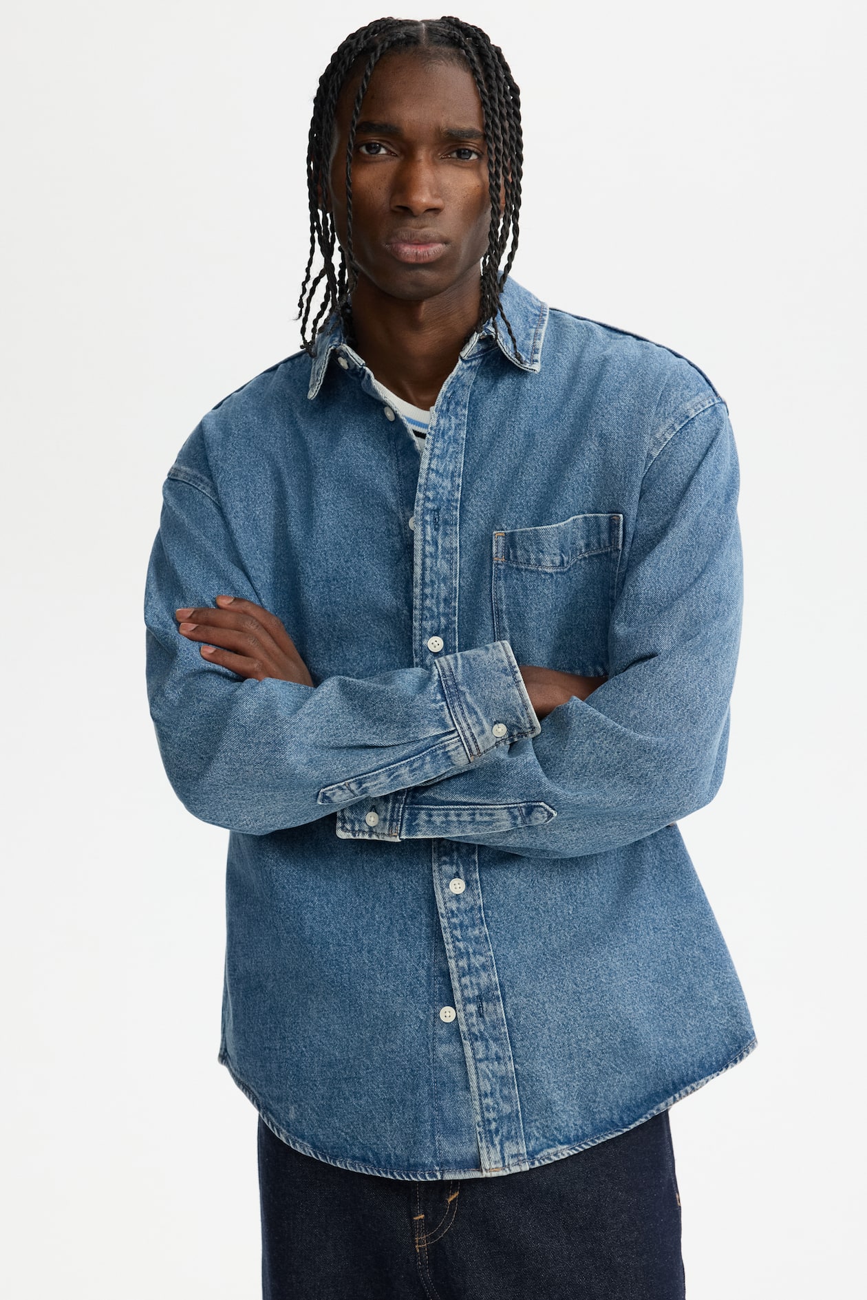 ルーズフィット デニムシャツ - ミディアムブルー - Men | H&M JP