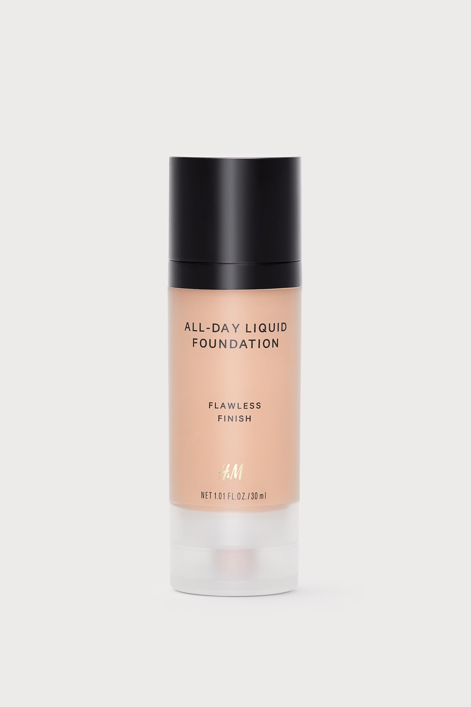 All-day Liquid Foundation - Almond beige/Soft Sand/Honeycomb/Amber/Ivory/Porcelain/Warm beige/Golden Beige/Warm Ivory/Alabaster/Olive/Light Sand/Dark Chocolate/Light Porcelain/Chestnut/Sweet Cacao/Hazelnut/Honey/Carob/Hickory Nut/Hazelwood/Fudge/Cappuccino - 1