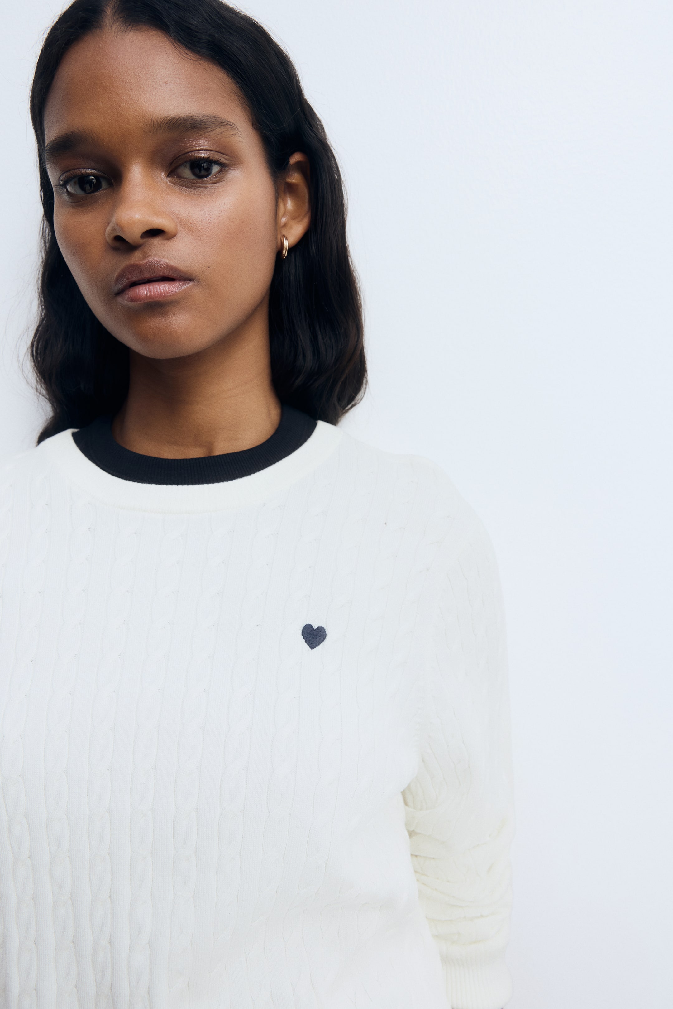 Ver imagen más grande: Jersey en punto trenzado - Blanco - MUJER | H&M ES 1