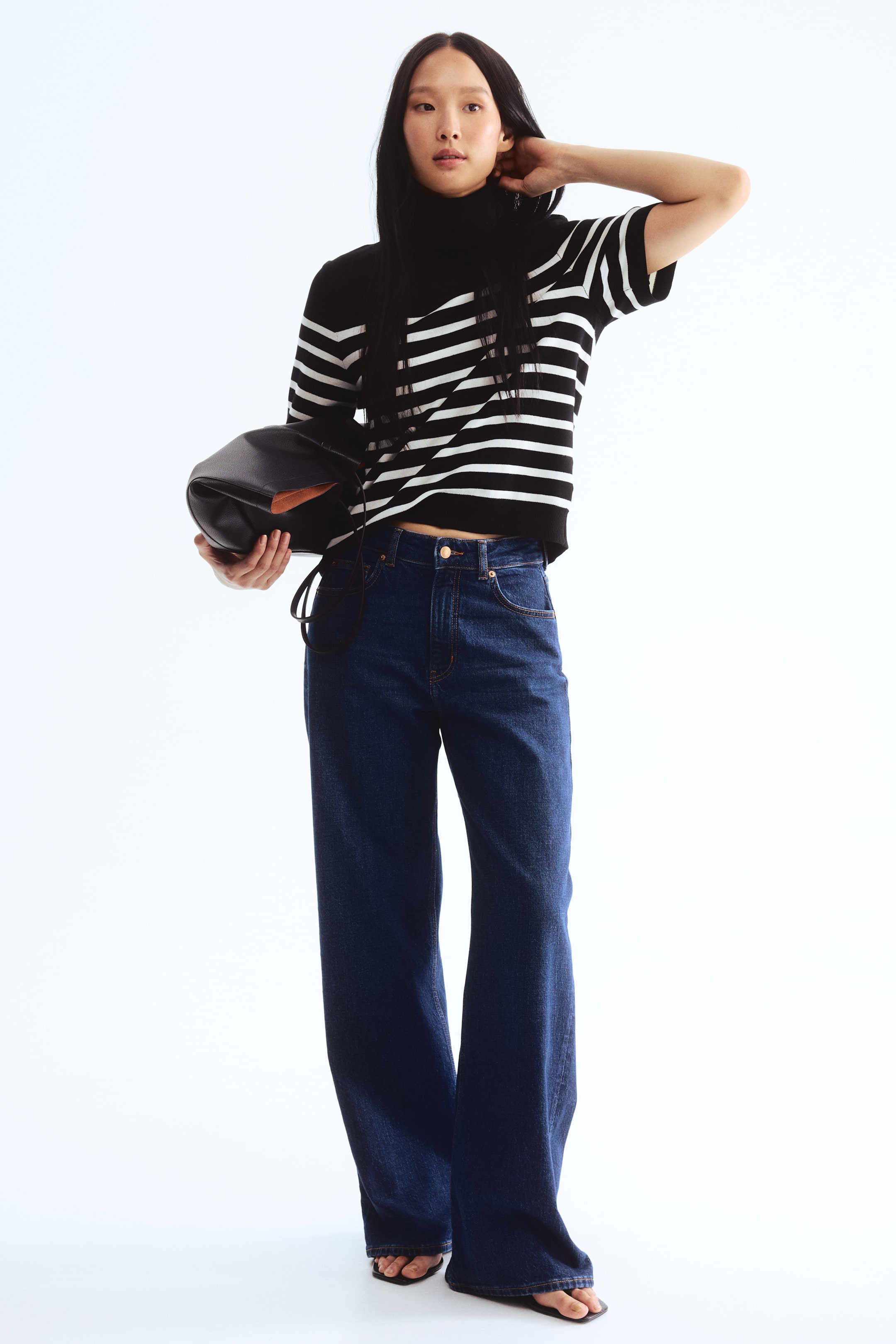 Ampliar la imagen: Fine-knit polo-neck top - Negro/Franjas | H&M MX 1