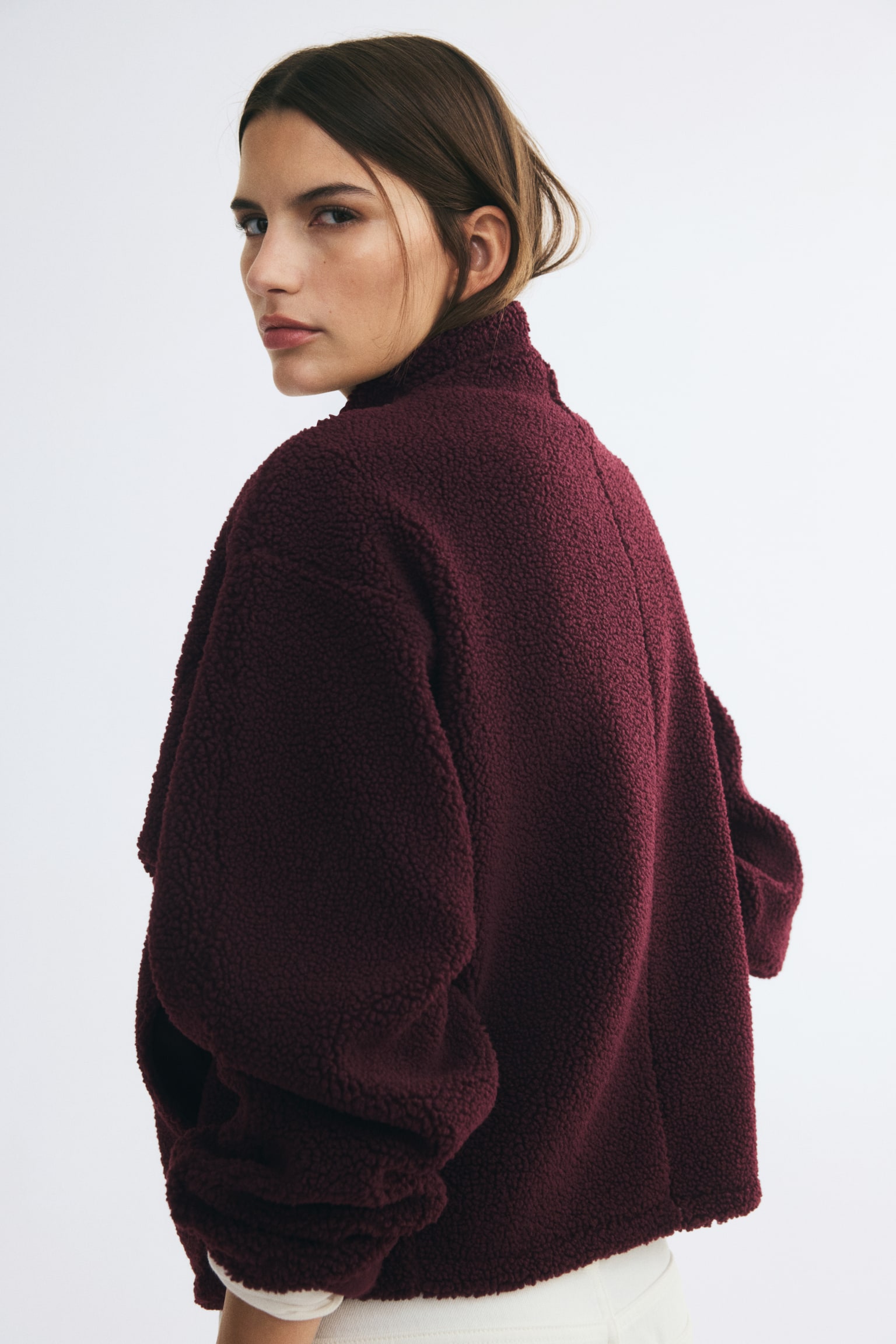 Женская куртка H&M Teddy Fleece, цвет: Бордовый — фото 6