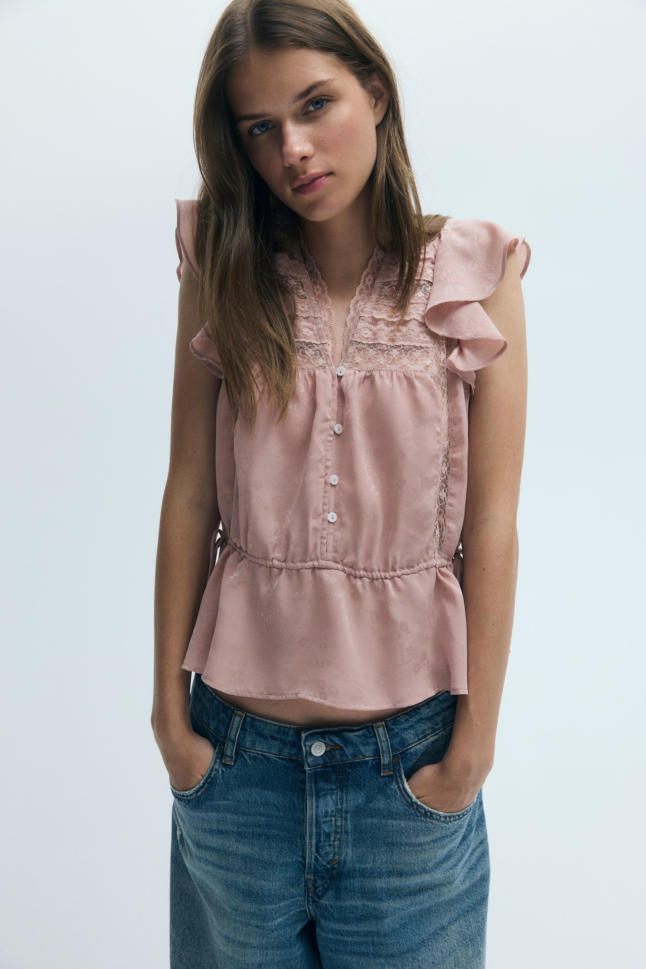 Blouse avec dentelle