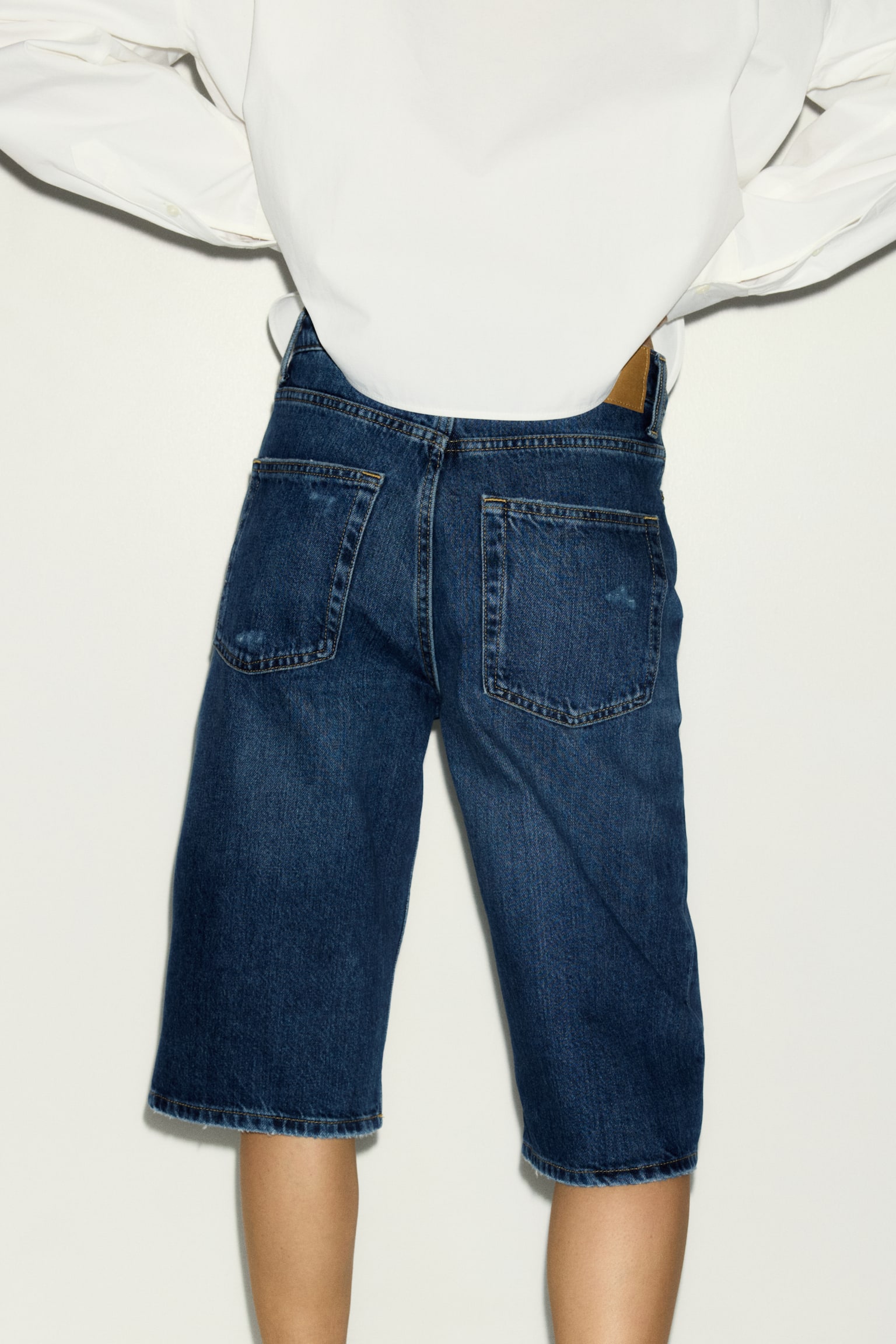 Женские шорты H&M Denim Bermuda, цвет: Тёмный джинсовый синий — фото 5