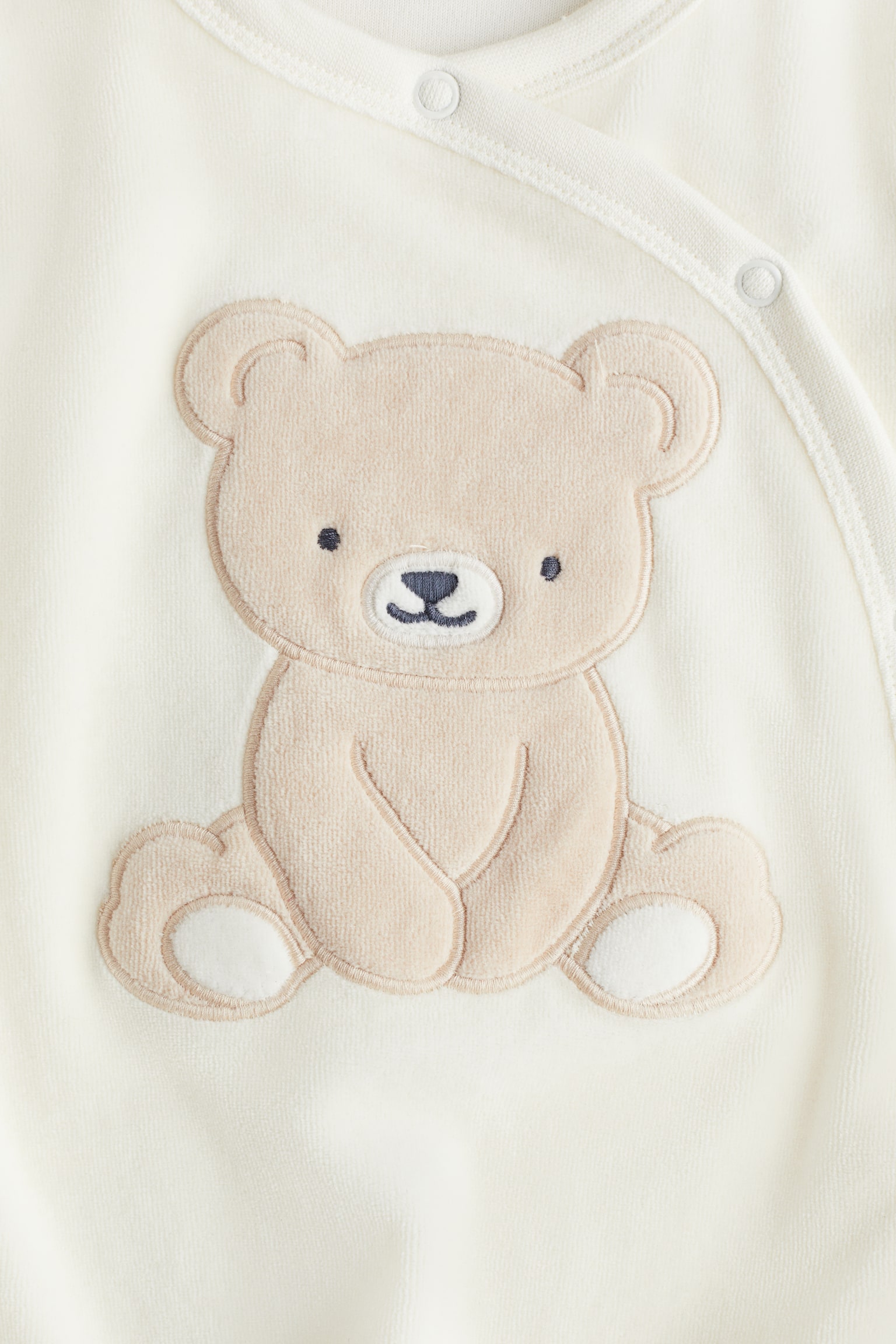 Bộ ngủ vải tựa nhung - Màu kem/Gấu Teddy - 2