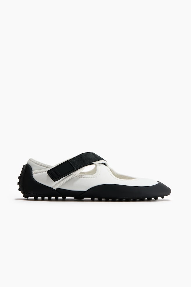 Sportive Ballerinas - Schwarz/Weiß - 1
