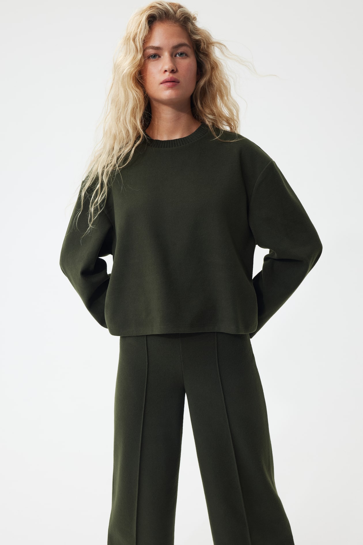 Oversized Sweatshirt - image 4