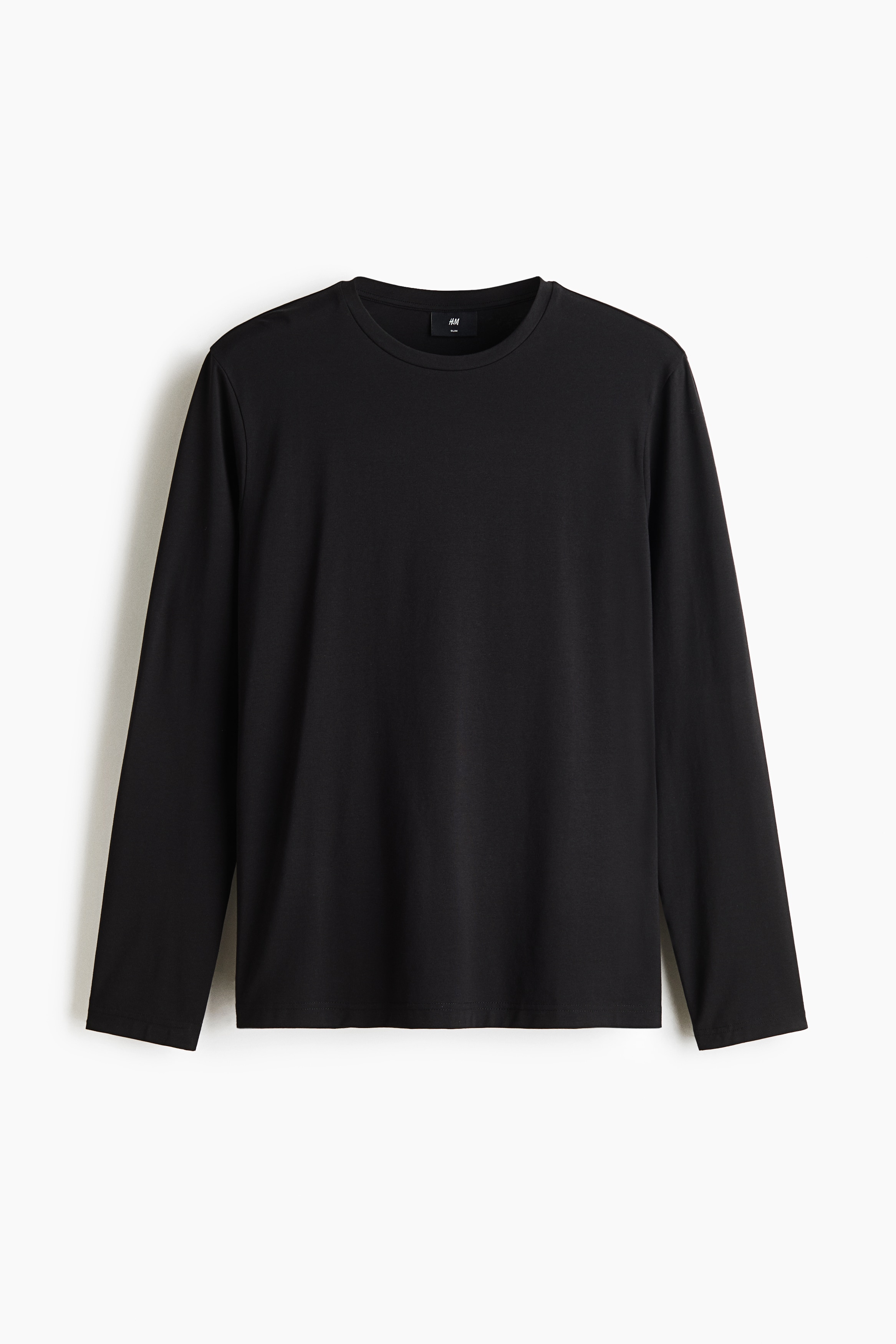 Ein schwarzes Langarm-T-Shirt ist frontal ausgerichtet und verfÃ¼gt Ã¼ber einen klassischen Rundhalsausschnitt, gerade geschnittene lange Ãrmel und einen sauberen, geraden Saum.