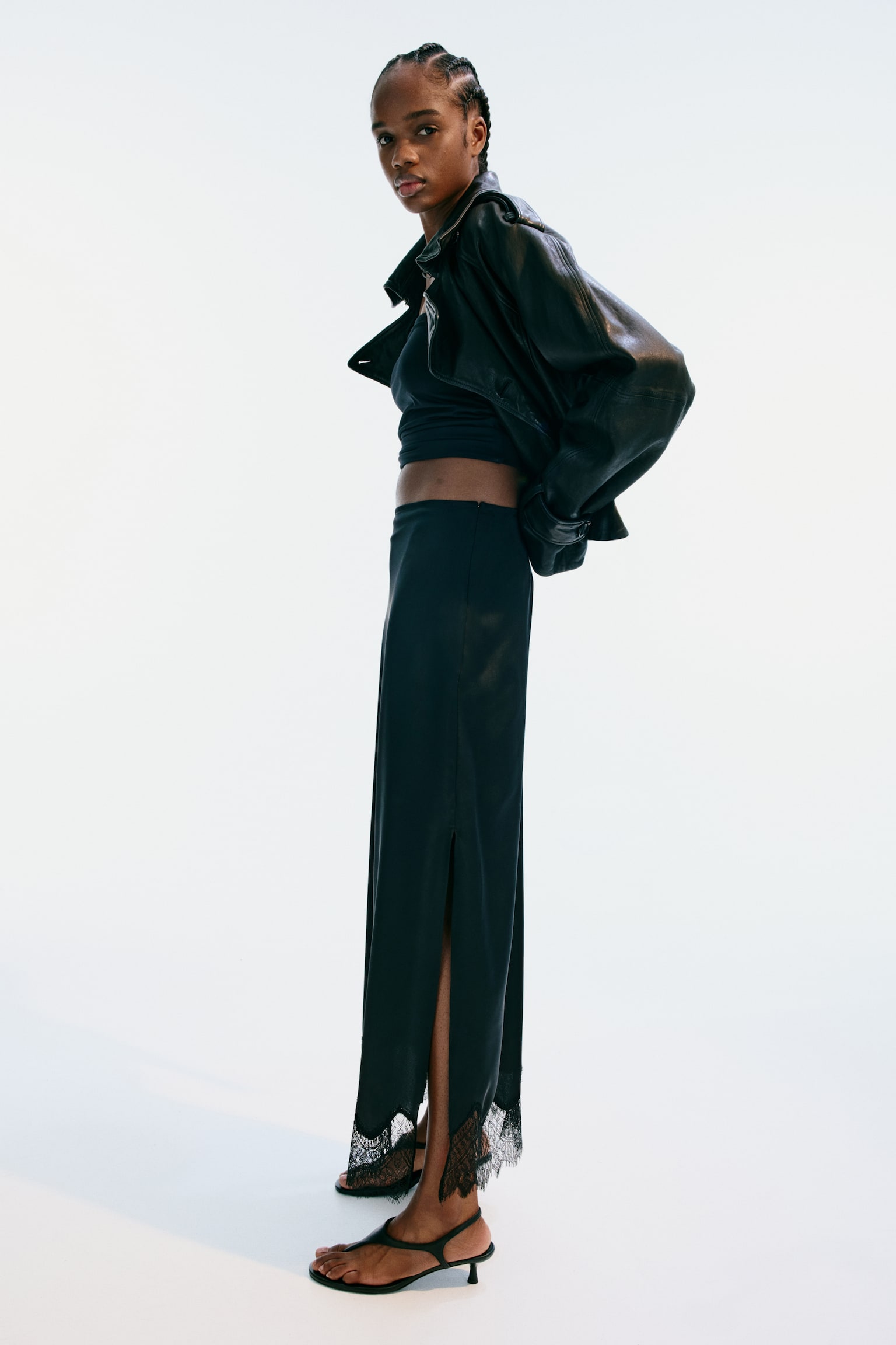 Lace-trimmed satin skirt - Black/Beige - 4
