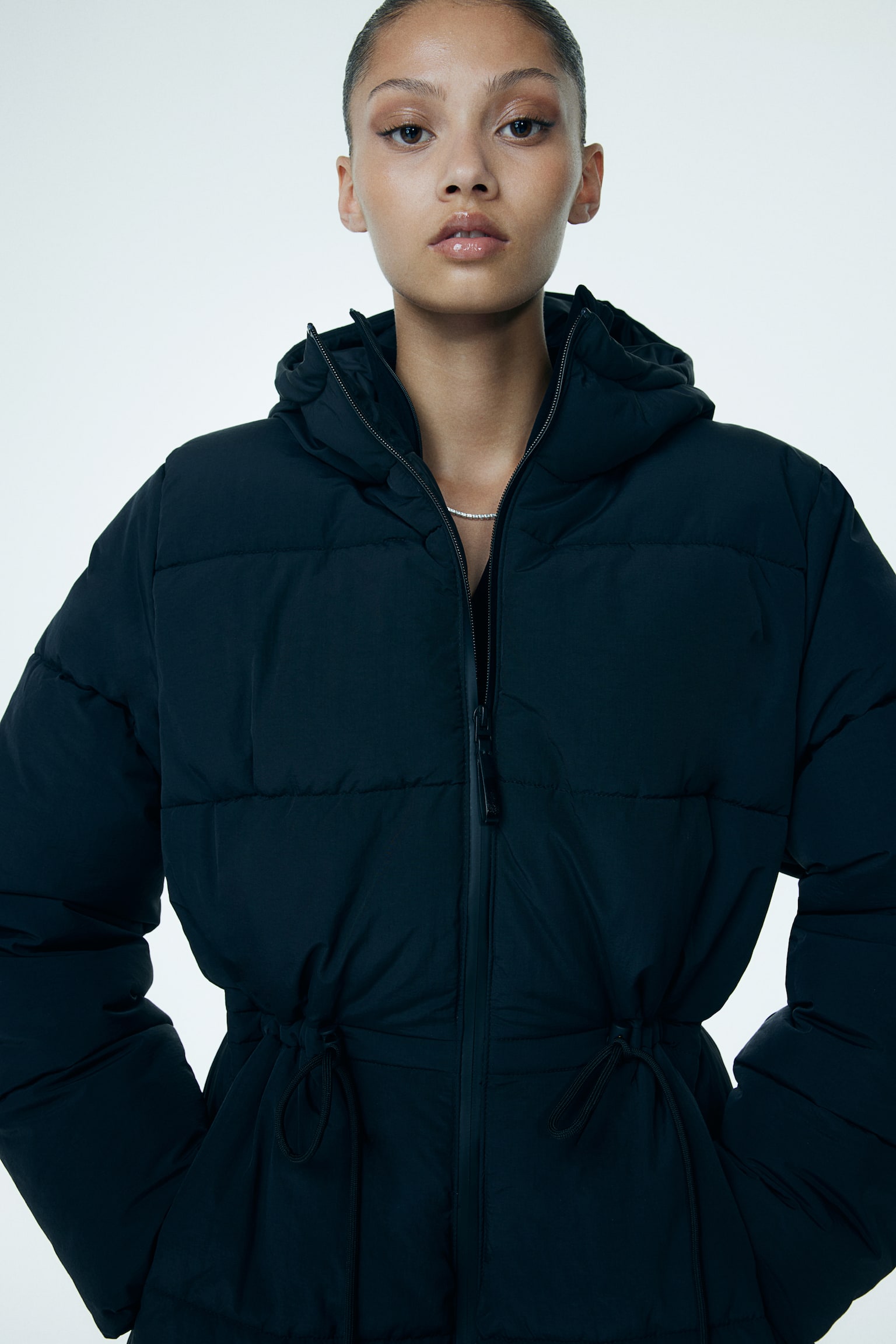 Oversized drawstring-waist puffer jacket - ブラック/ダークブラウン - 1