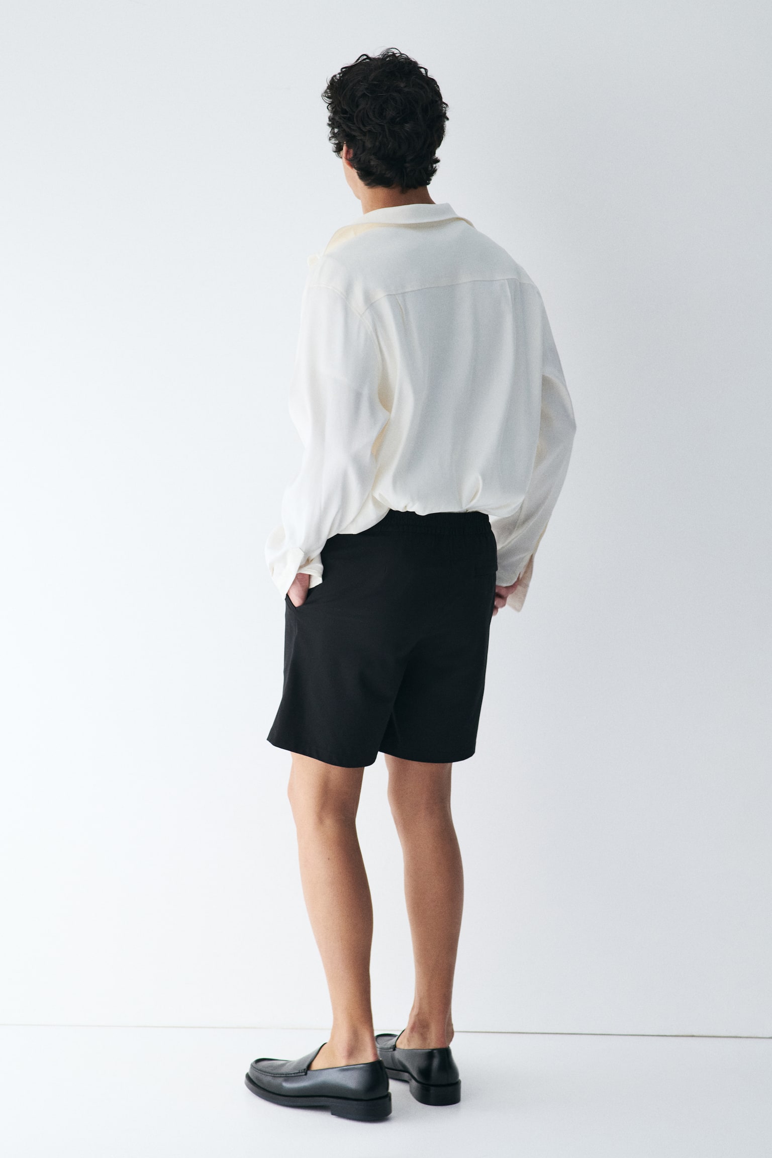 Short classique étirable en 4 sens - Noir/Marine/Vert kaki - 9