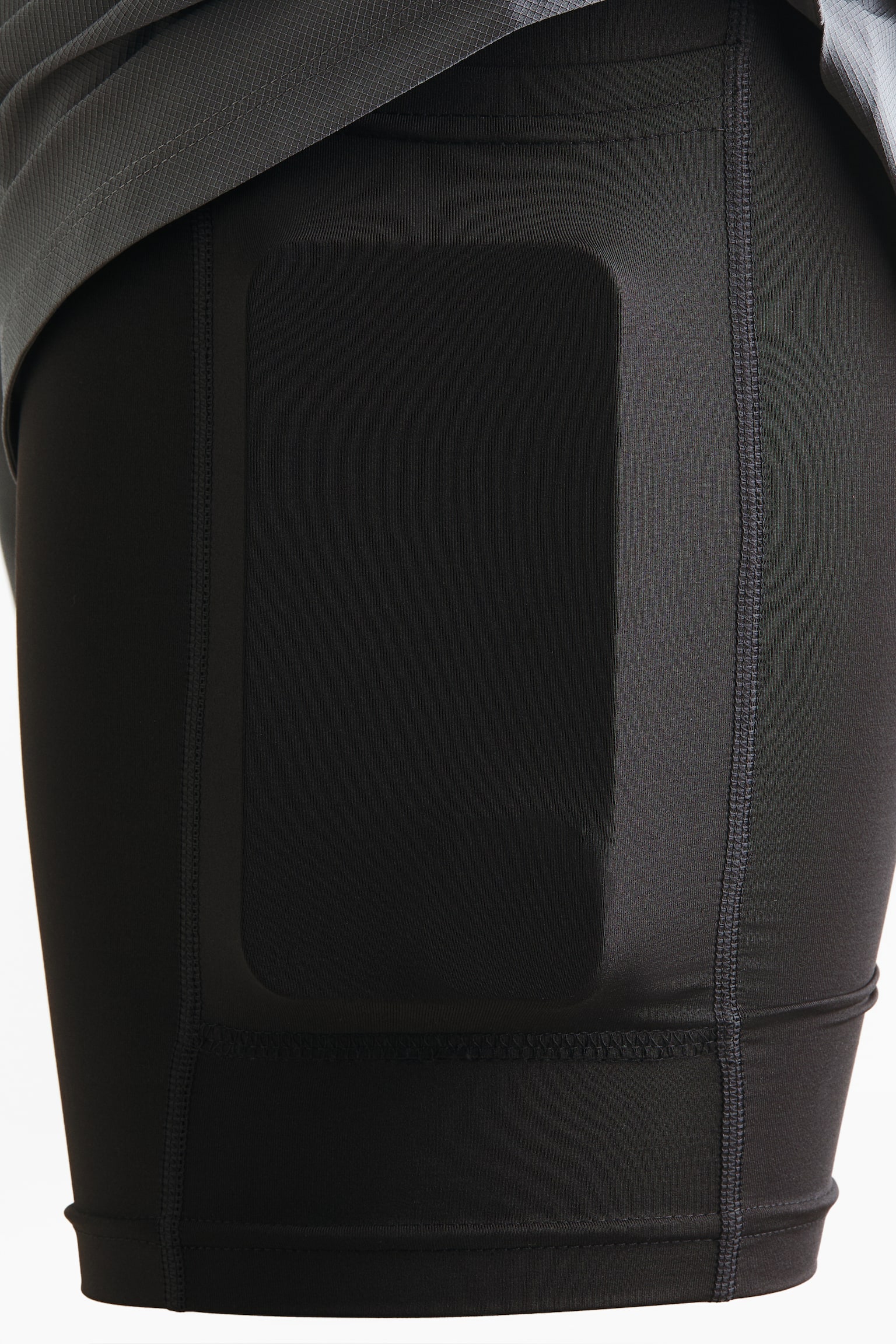 Double-layered sports shorts with DryMove™ - Dusty grey/Dark grey/Dusty green/Beige/Black/Burgundy - 5