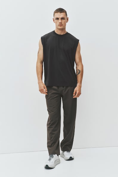 ルーズフィット スポーツタンクトップ DryMove™